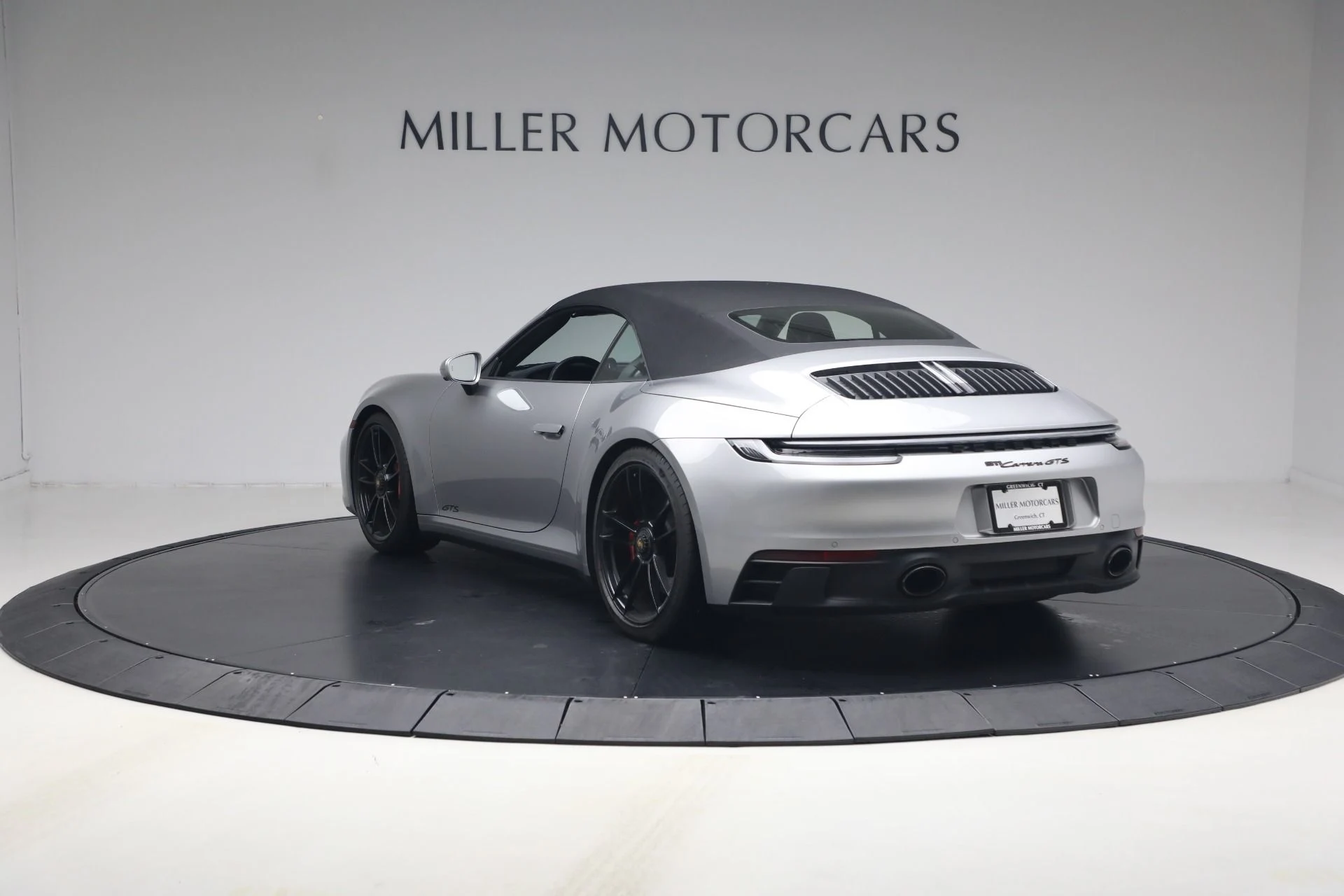 mph026_2806025503_Used_2024_Porsche_911_Carrera_GTS_1782226515_26f18a6be1