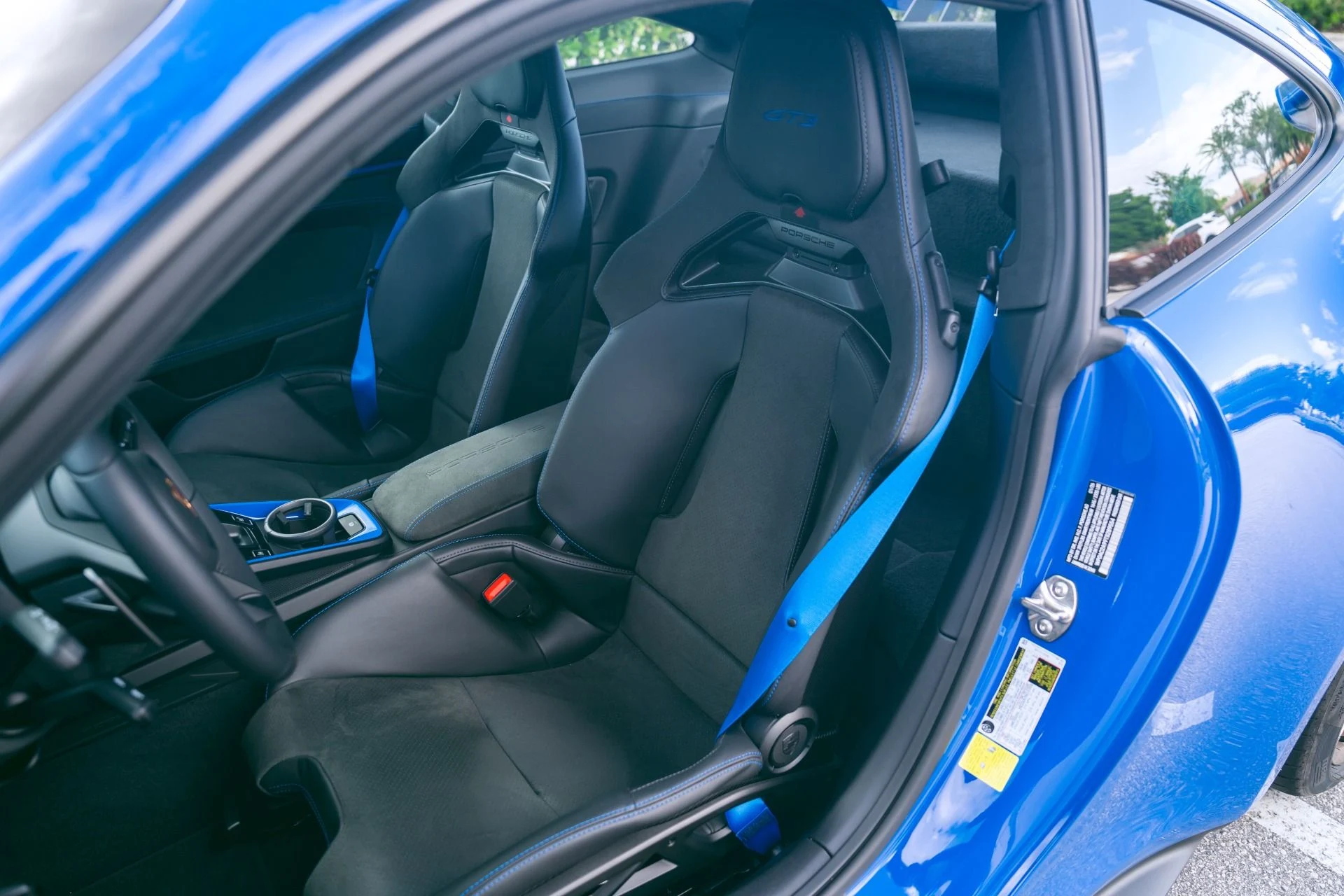 mph026_281240438_Used_2026_Porsche_911_GT_3_1781118317_98da271280