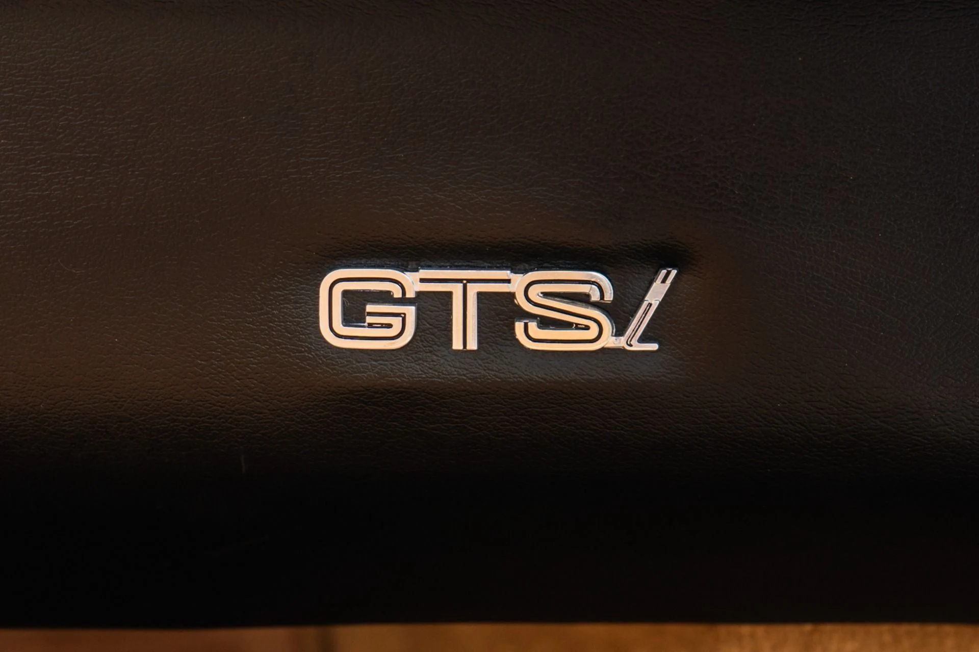 mph026_281252243_Used_1985_Ferrari_308_GTS_Quattrovalvole_VERY_Low_Miles_Major_Service_2022_Extremely_Nice_1786040162_03f2848470