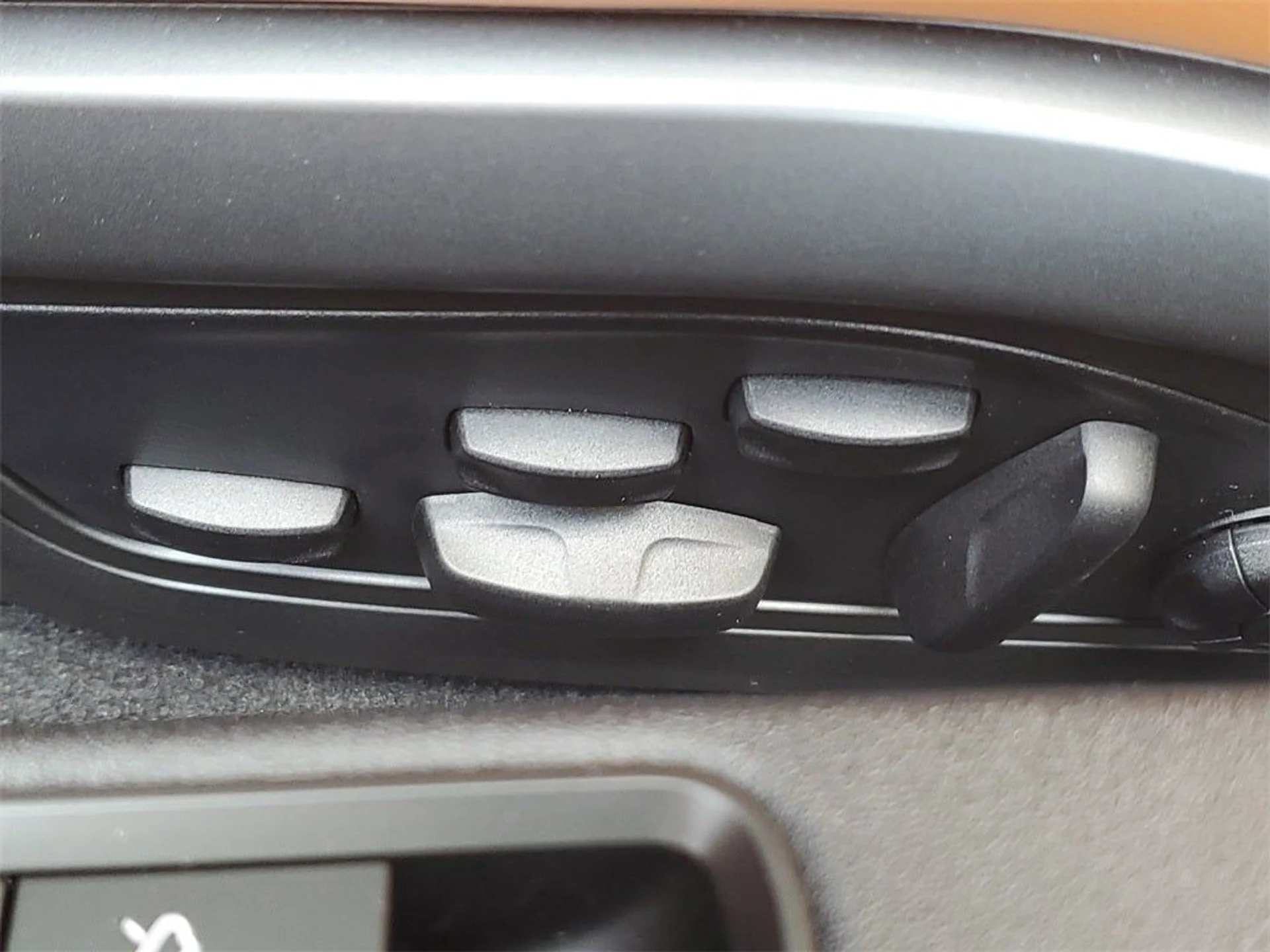 mph026_2827346677_27_8417bb71ce