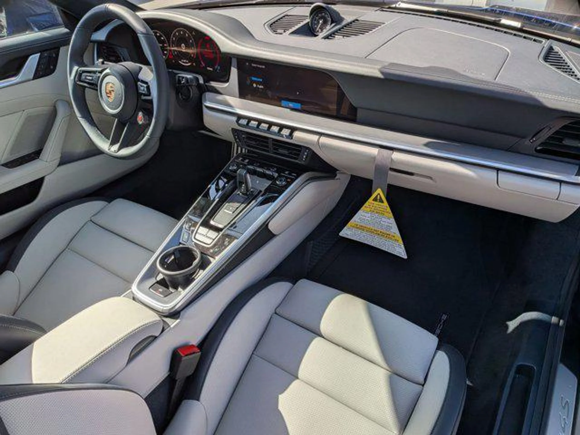 mph026_282859731_75q_V_Zu_PYU_0_OF_7_Wzm3_R7ah0me6io_187297d951