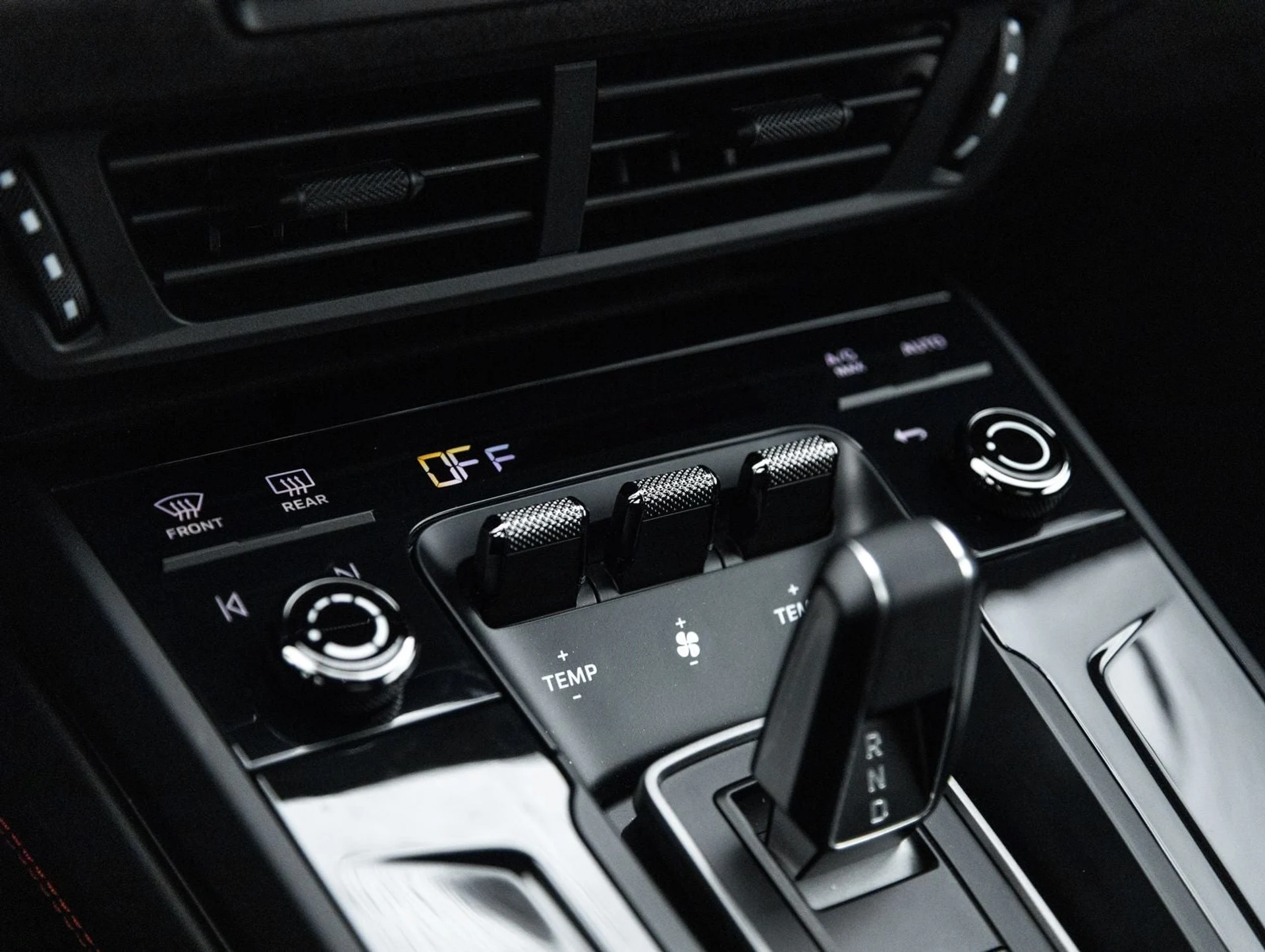 mph026_2829573935_27_2ef6e067a8