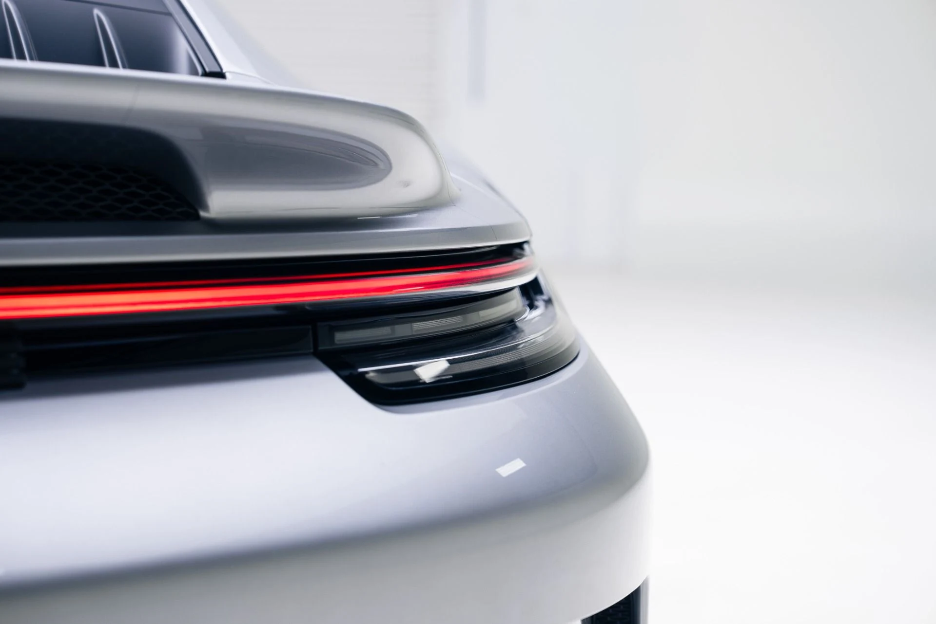 mph026_2837996620_Used_2022_Porsche_911_GT_3_1766184698_d82c5726b4