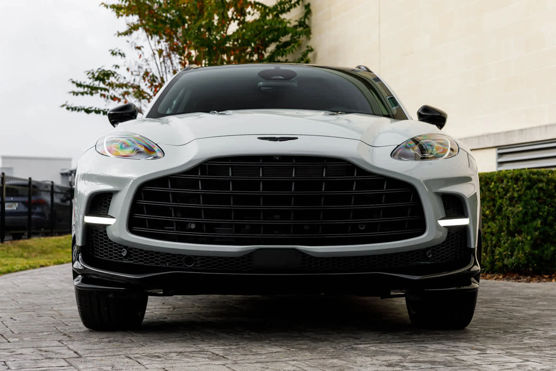 mph026_2844443506_27_500db034b0