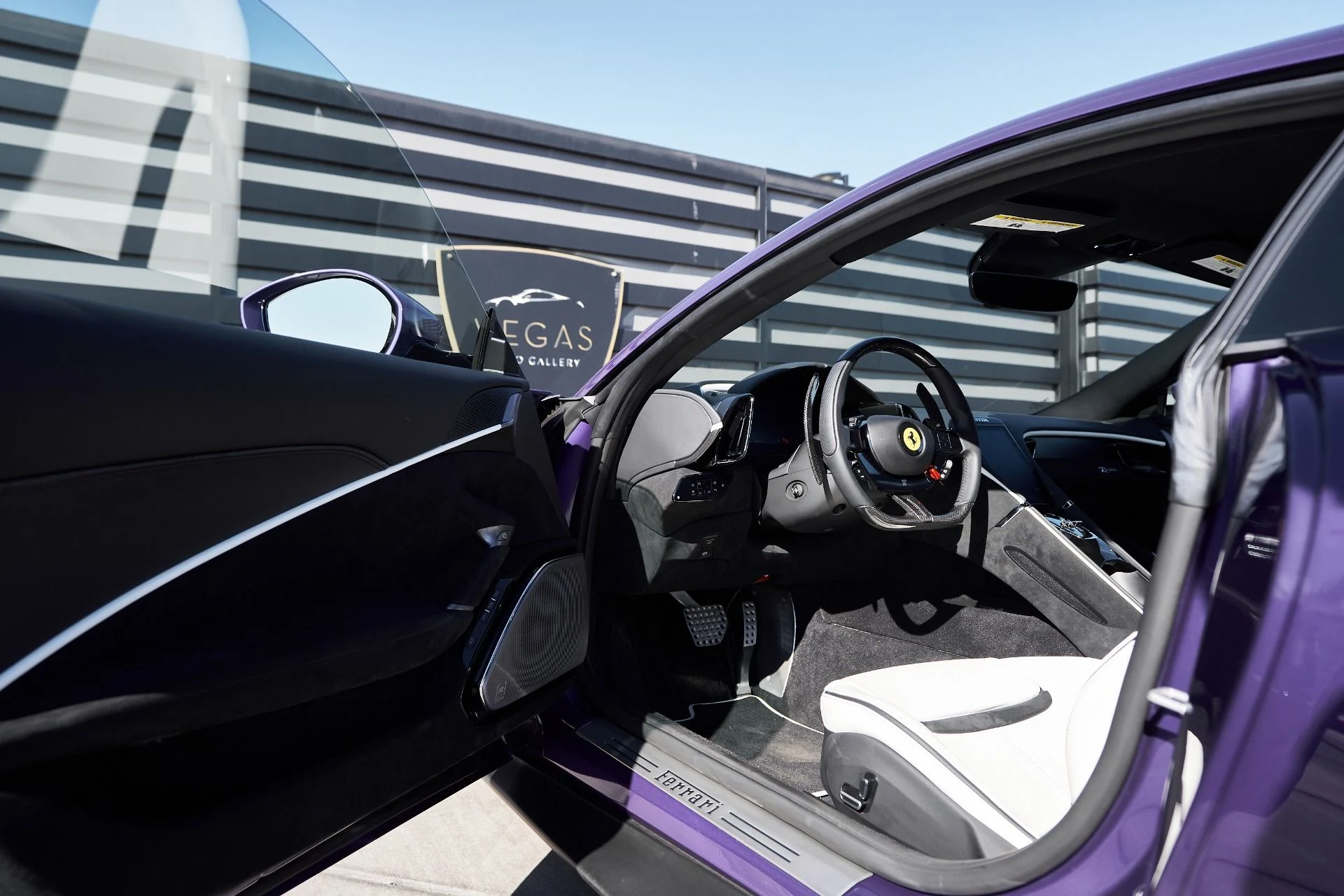 mph026_2845421460_Used_2024_Ferrari_Roma_Base_1762022560_426f0bfcfe