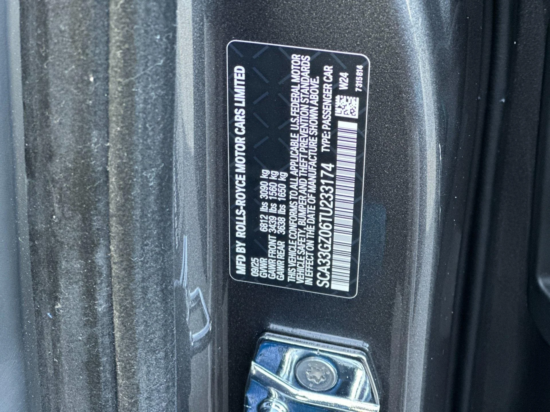 mph026_2845817533_New_2026_Rolls_Royce_Black_Badge_Ghost_1764949827_4fbf1a9861