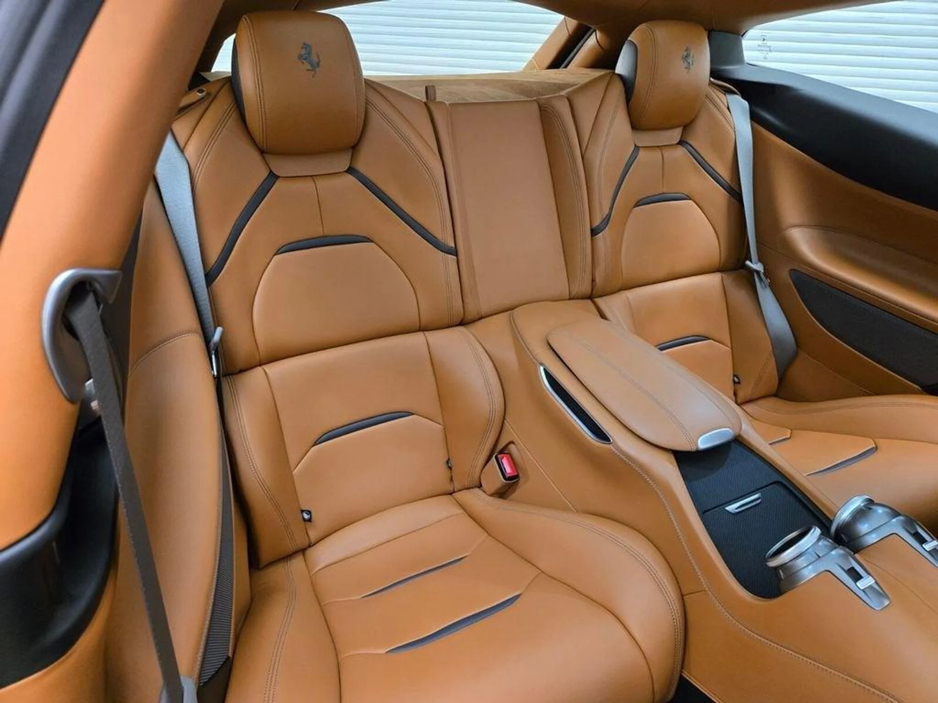 mph026_2850713152_Used_2017_Ferrari_GTC_4_Lusso_V12_1783509846_9048f2d885
