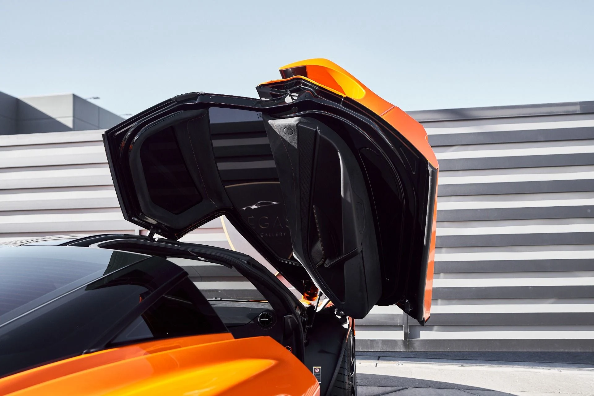 mph026_285400372_Used_2018_Mc_Laren_720_S_Performance_1764955125_8d9a1c0962