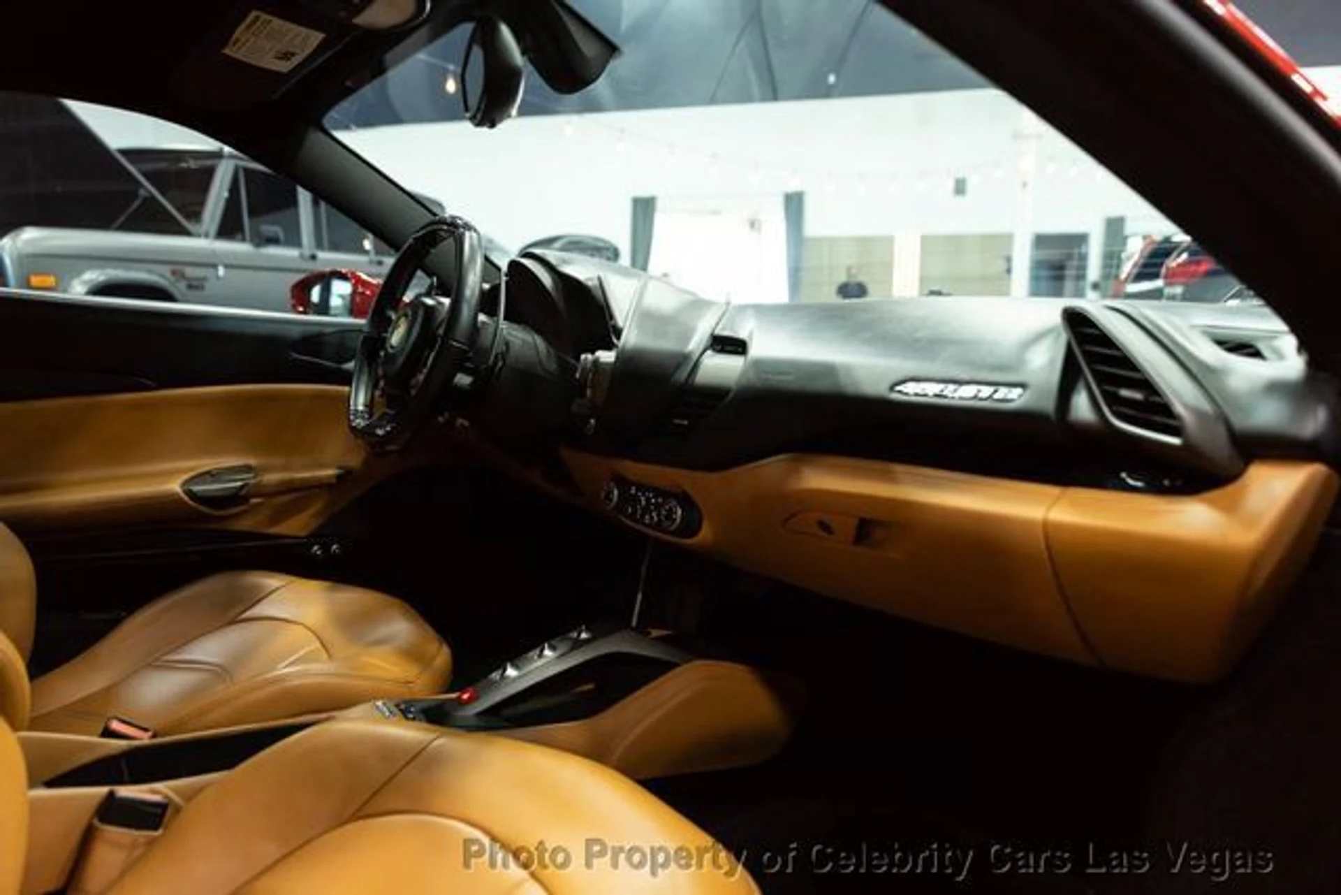 mph026_285458201_used_2018_ferrari_488_gtb_coupe_9707_23093492_31_640_56c42dfbb2