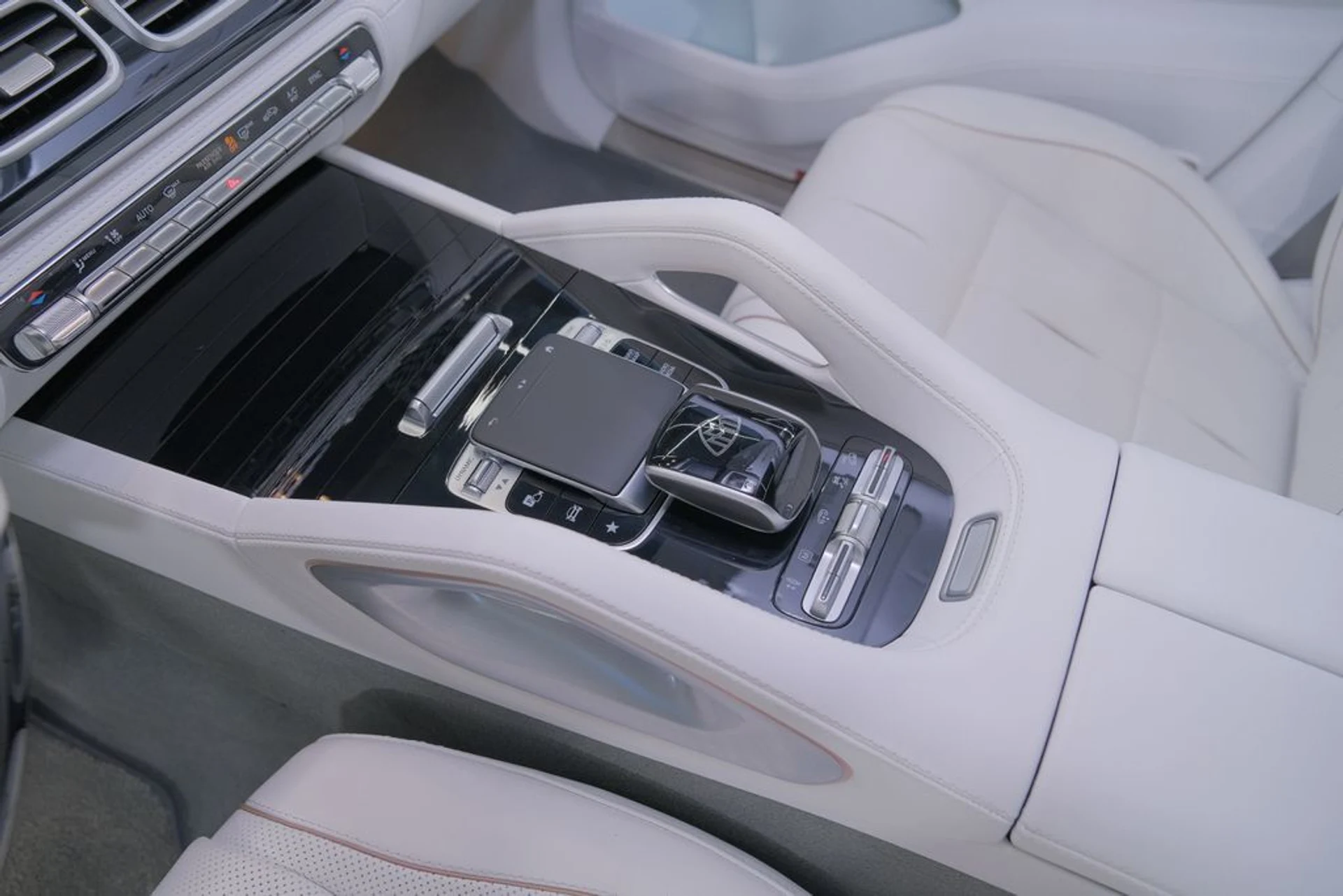 mph026_2858427021_31cbe21d0d4e159747a7a9341035636e_dfeaef7aae