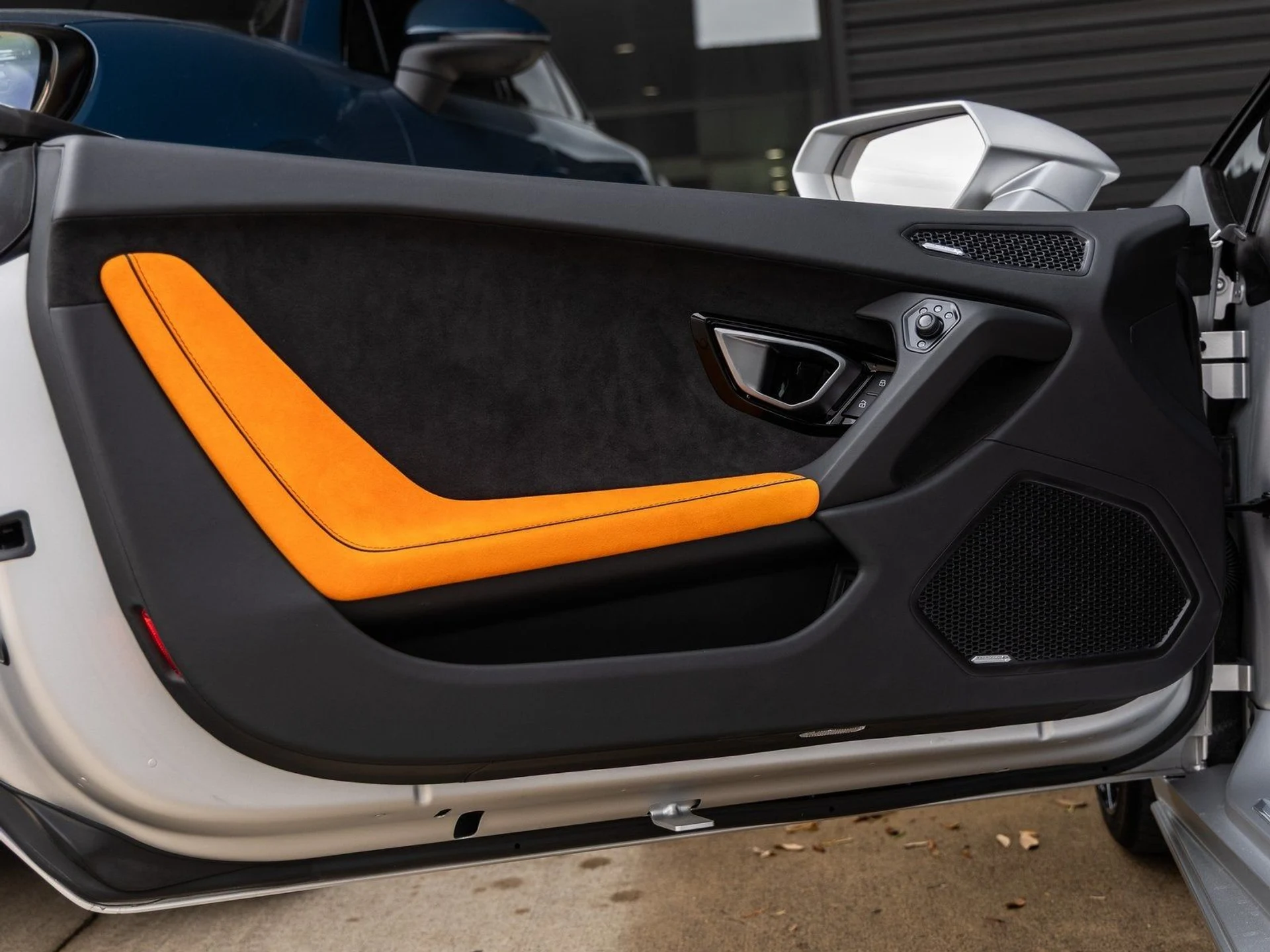 mph026_2862326505_27_0156d0609d