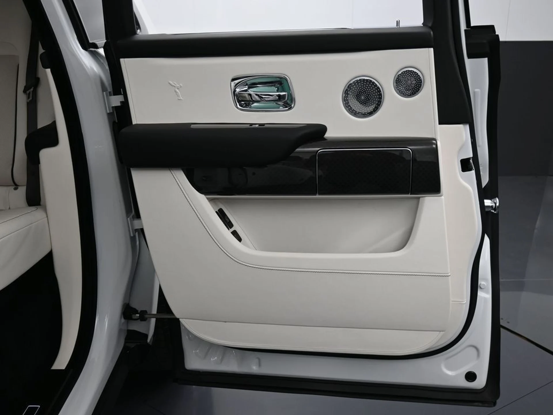 mph026_2869965485_3046bc72bd853f5023951c908b332c3b_4c96407c96