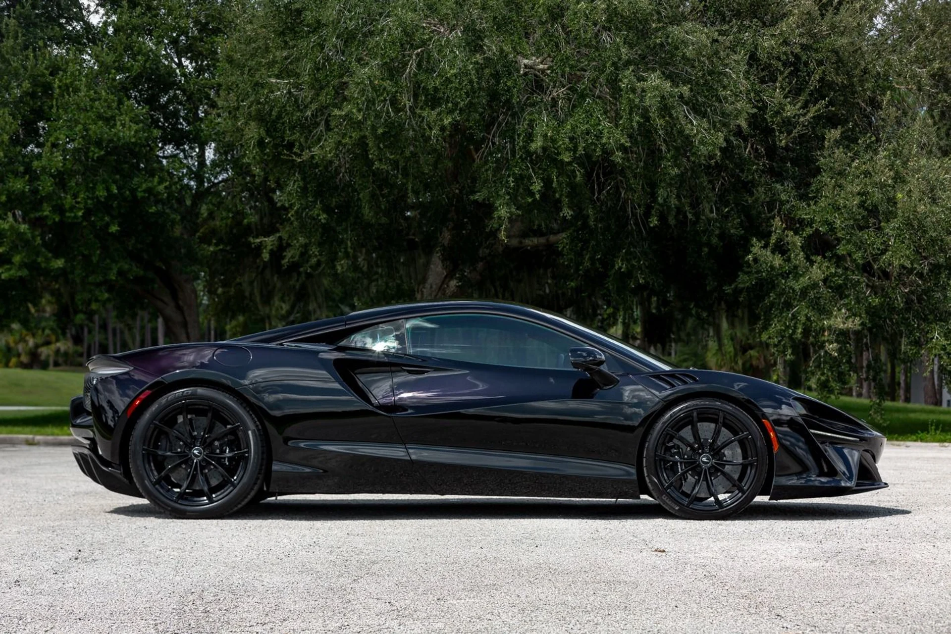 mph026_2874331110_440_p27_l_7fa9994380