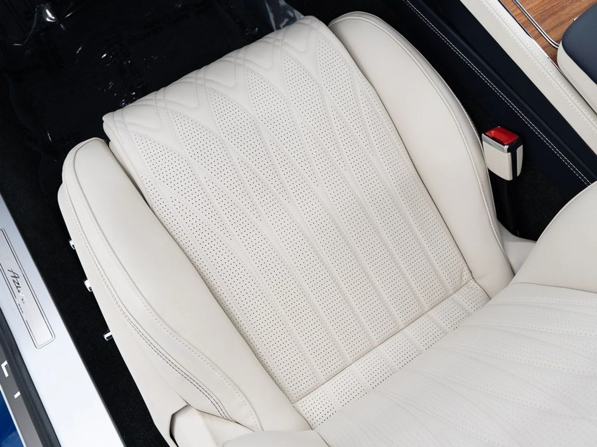 mph026_2878388750_1103b129dd408047685962c18eb4f462_9716f8f11f