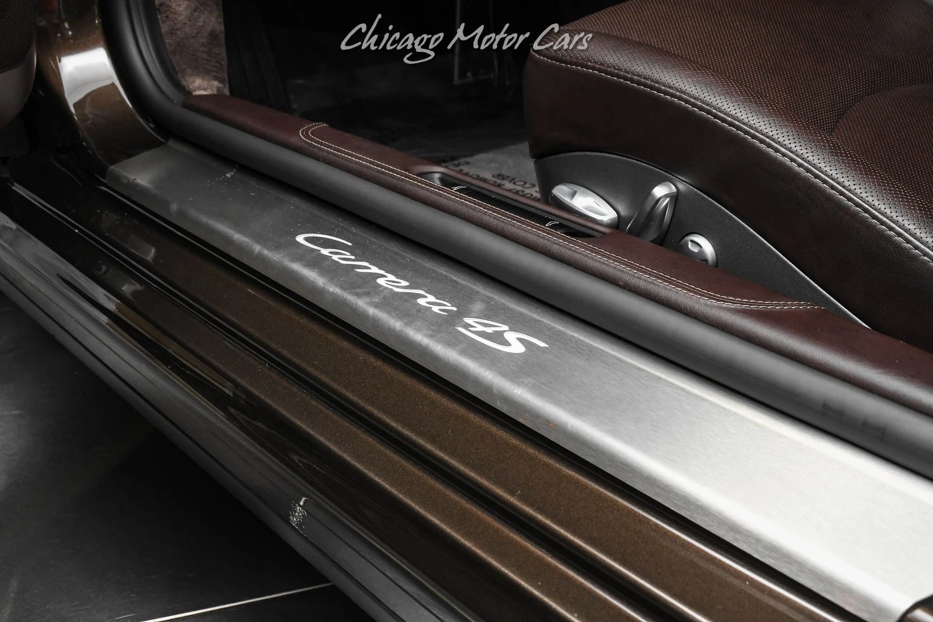 mph026_2878945182_13520_p27_l_ca883ff090