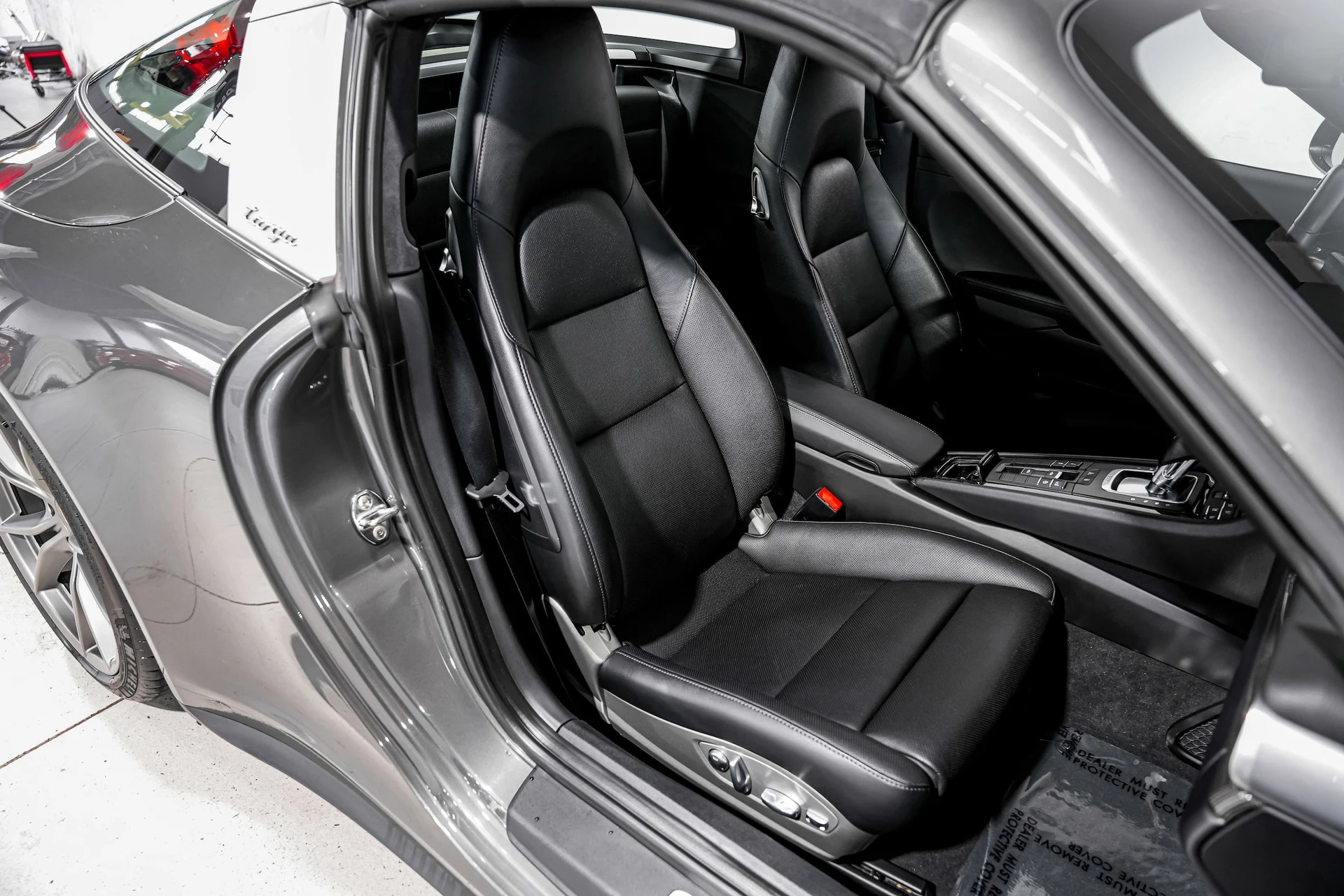 mph026_2879065777_6444c8ebb72394febb83f40a17b6b3d9x_140fdf63c2