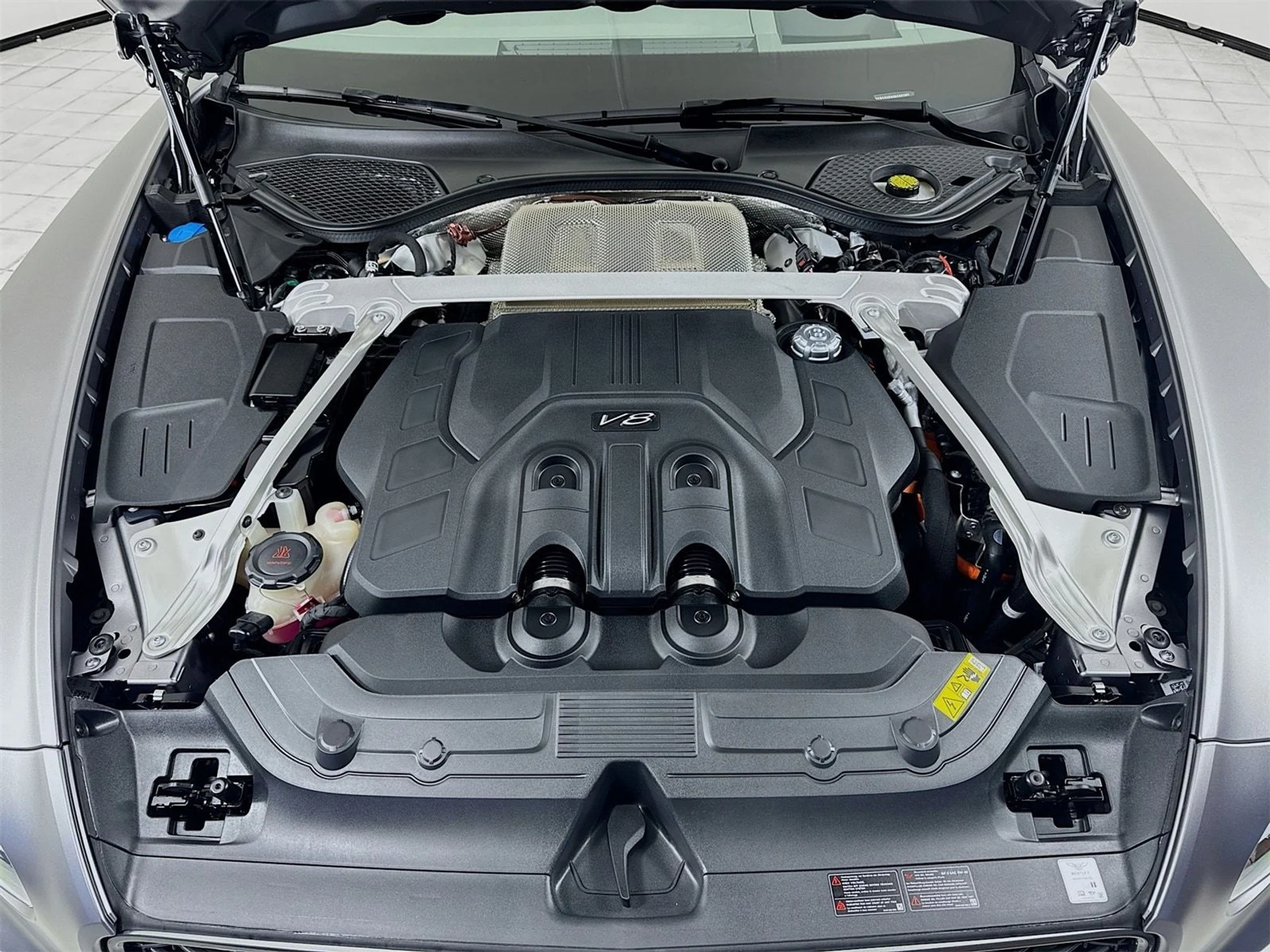 mph026_2886548026_31bb9536659fb25120a01f25b5519541x_206bd6cf39