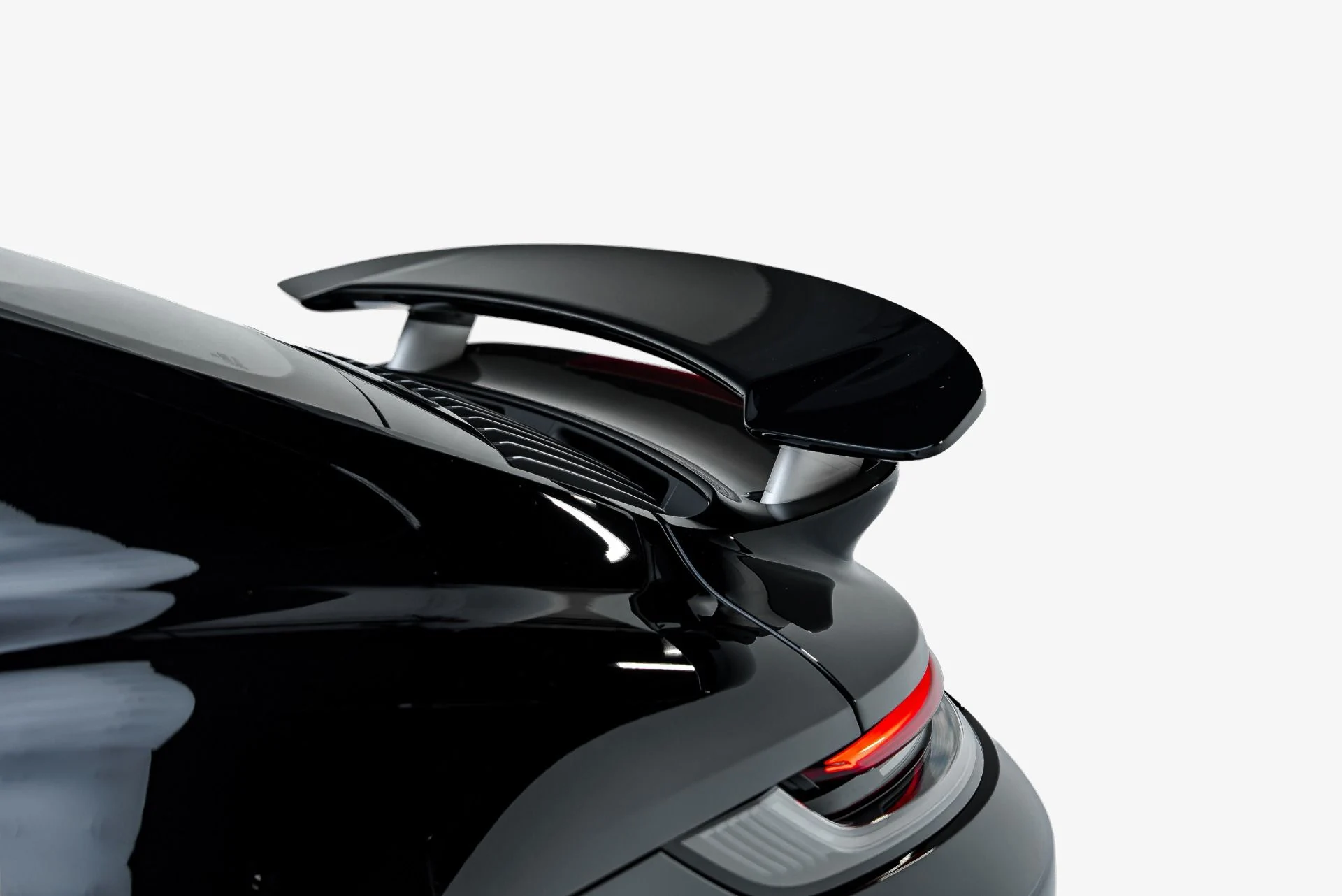 mph026_2886792474_Used_2021_Porsche_911_Turbo_S_1792023473_10b9460ef8