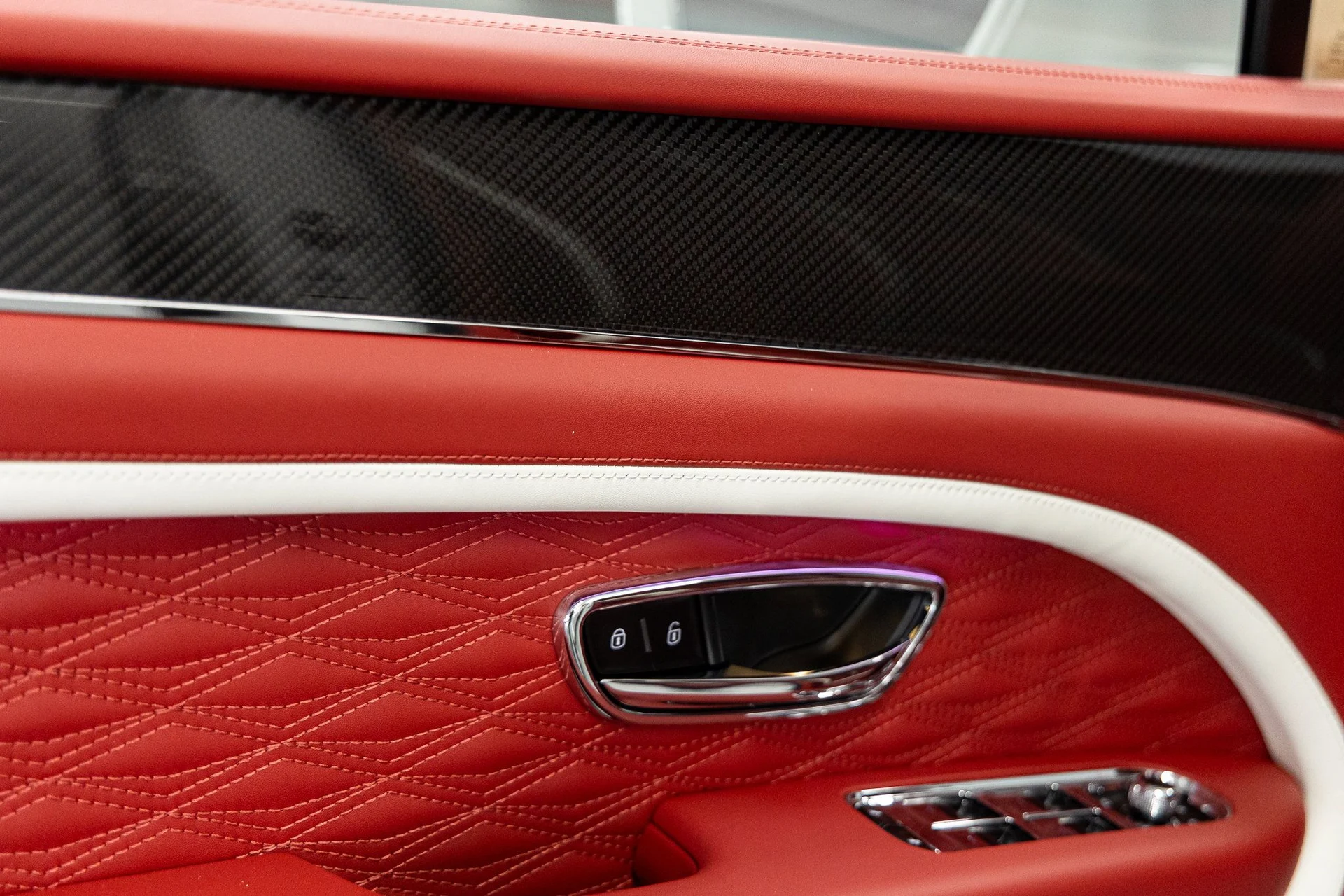 mph026_2892182705_3b9d7570cf9aa57b88ac944dce26165dx_8c17940a64