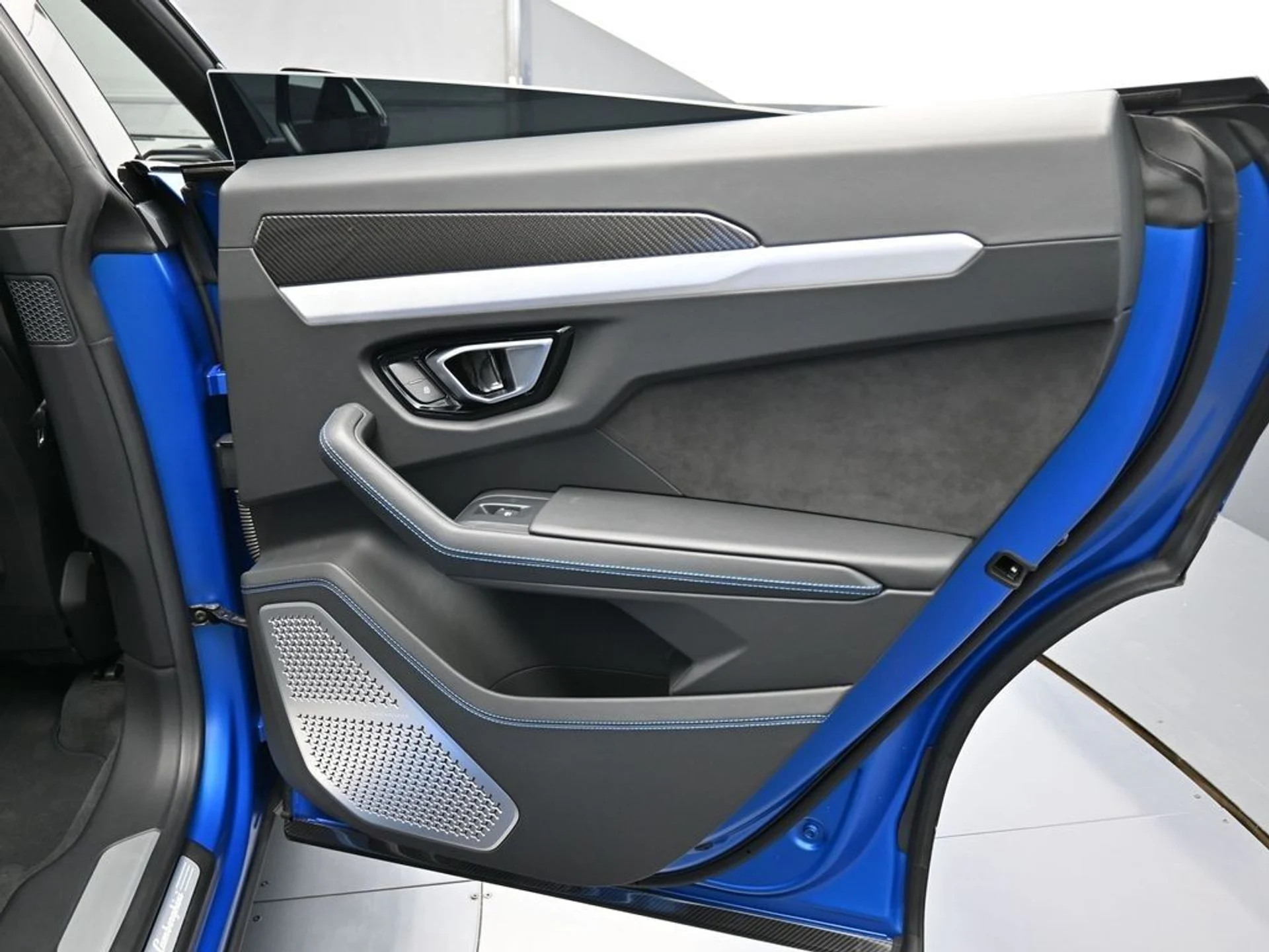 mph026_2905717_65ae19a469ea269259716e1b2a9f6109_9ba9a38509