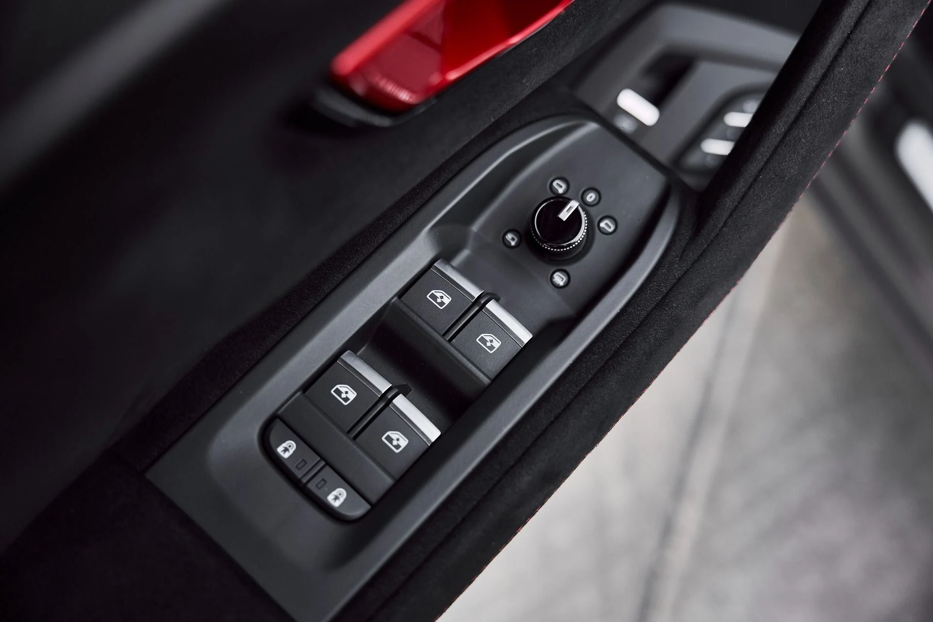 mph026_2910888664_Used_2023_Lamborghini_Urus_Performante_1771116658_9c6b2335d8