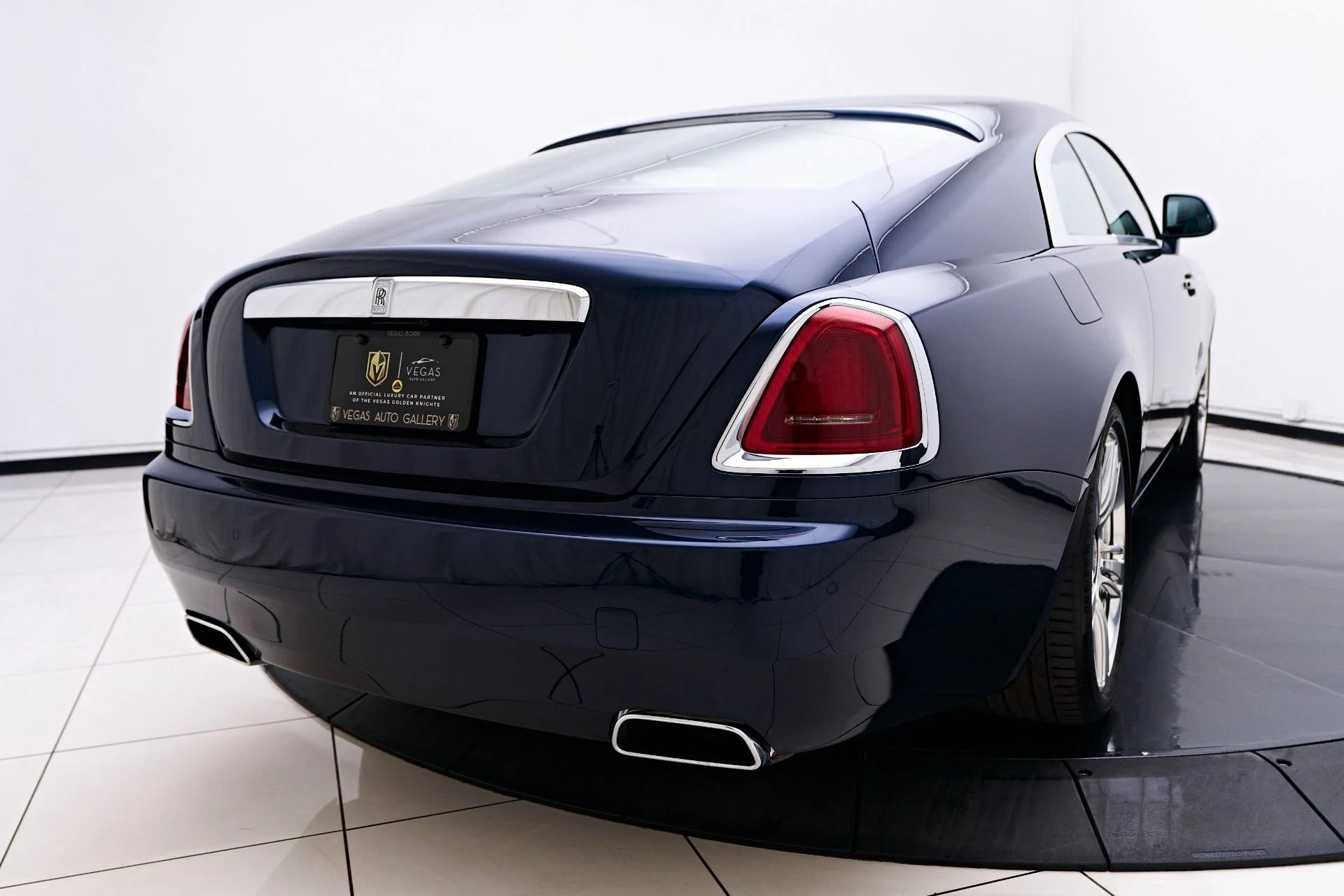 mph026_2911122981_Used_2018_Rolls_Royce_Wraith_Base_1756345672_11a715b171