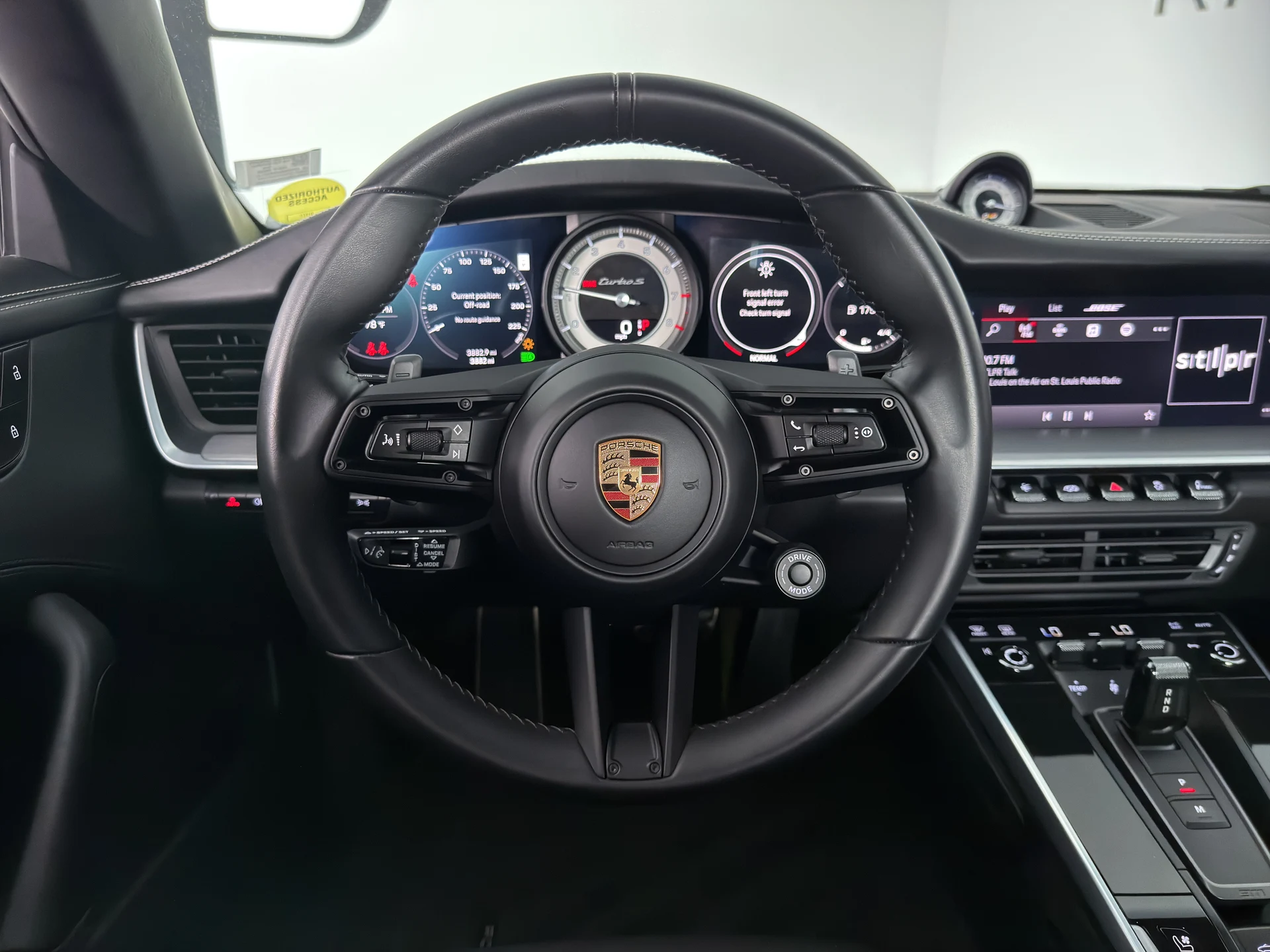 mph026_2912342766_CC_3763_interior_006_41b7ee0eeb