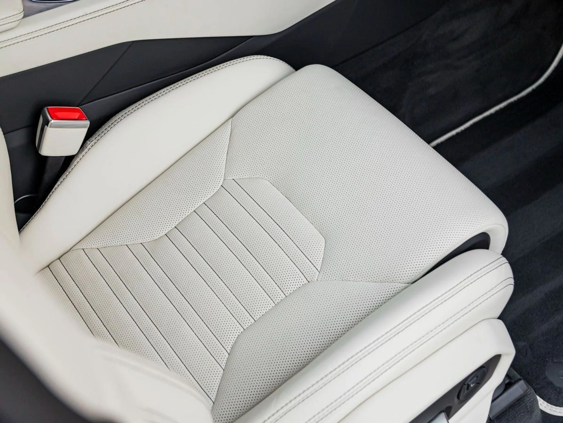 mph026_2913398423_27_00bb1f93ff