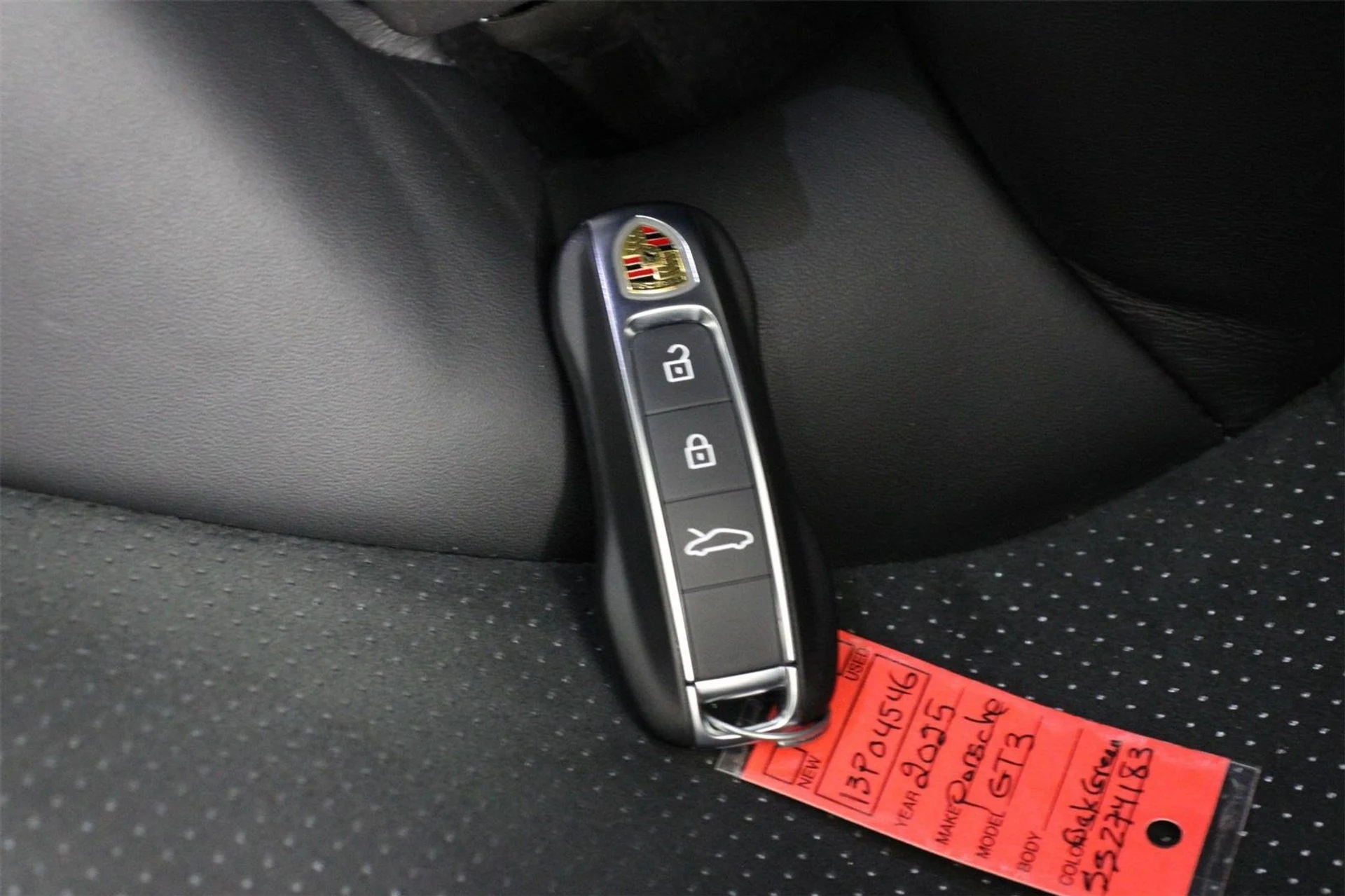 mph026_2921295017_167382074cb0ad99da4ec5a1d2b69e15_ec411f6c41