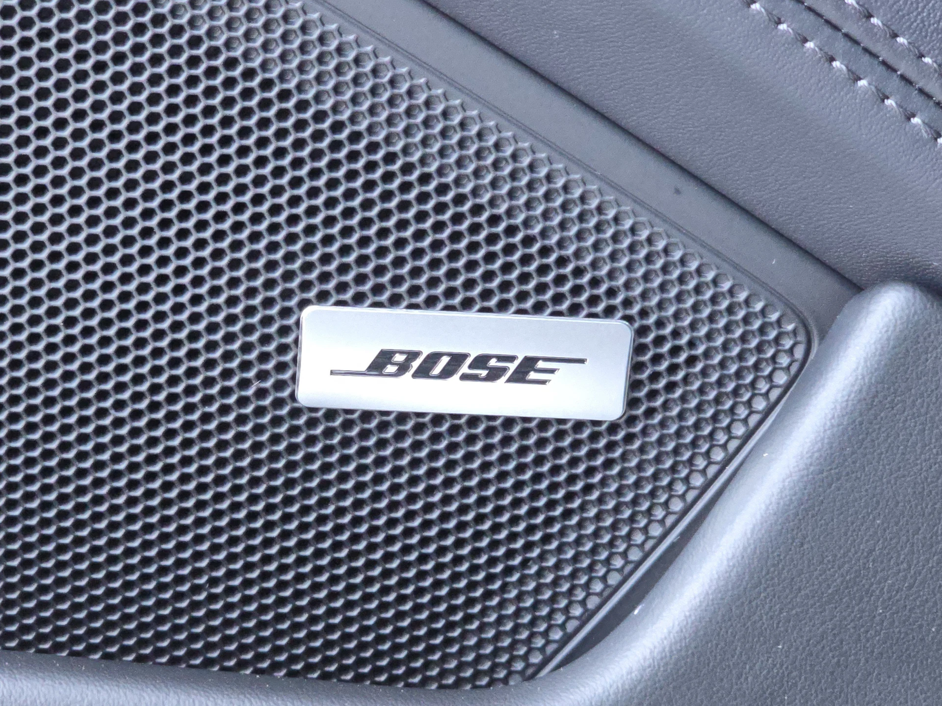 mph026_2927929126_0c91bb12365b0ccda2e3170e6f720563_c75dc183f1