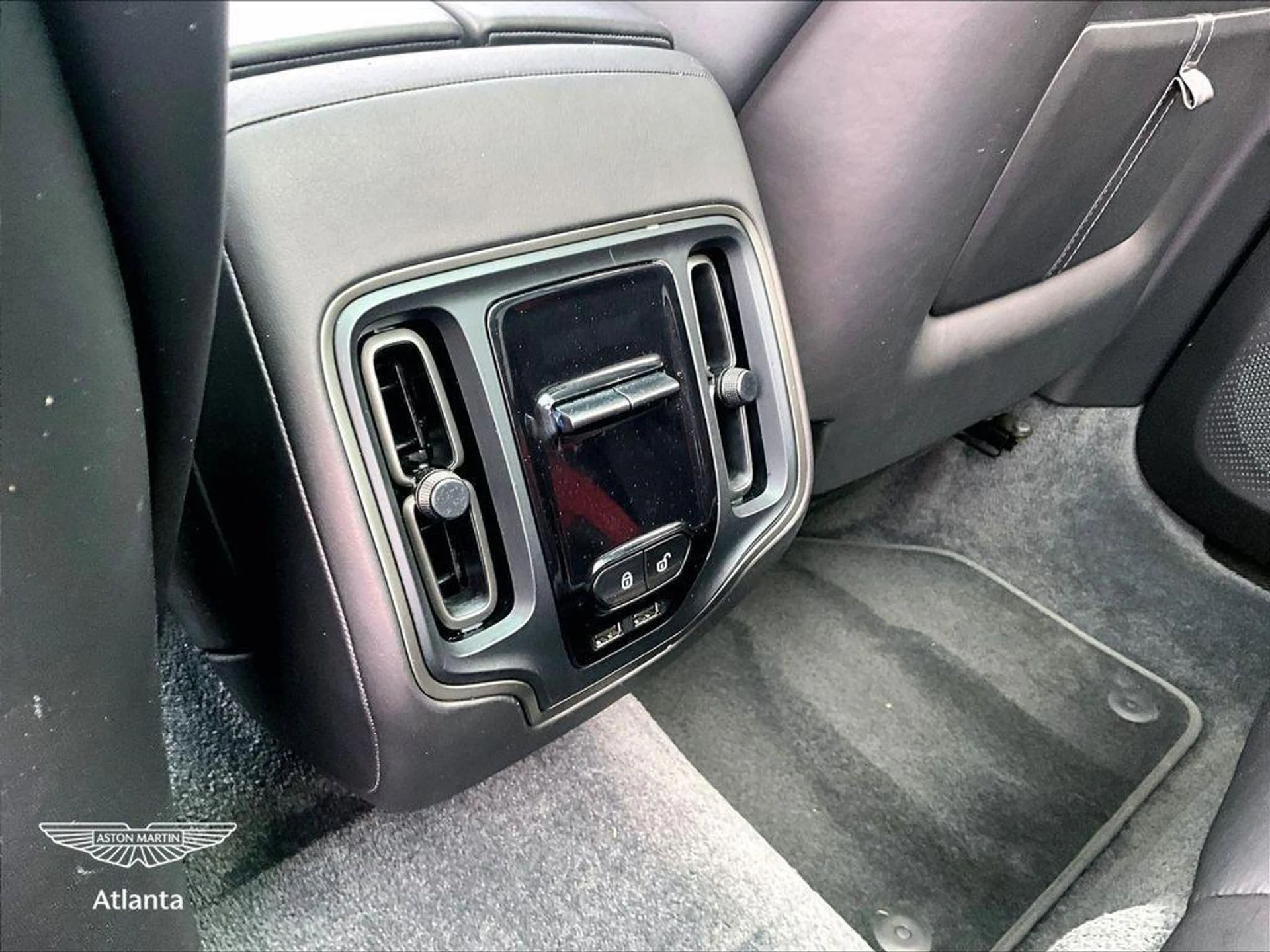 mph026_2930345401_h_D_Gw2_Arq_HJ_Vd_Wy_O_Ot_Mxm9_NTU_39_M_c4a5b80560