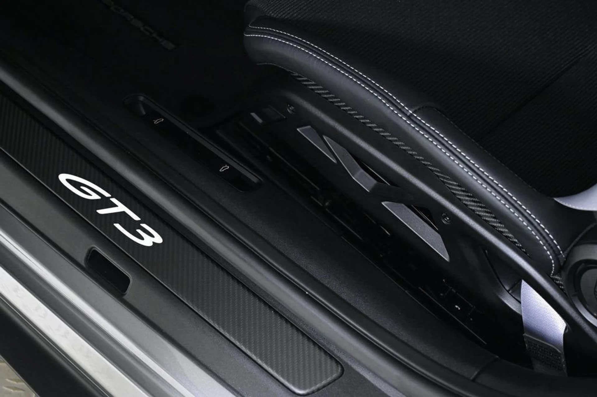 mph026_2934700366_b235b88fa51d449a802e3c7b9ed72503_4e71cdc232