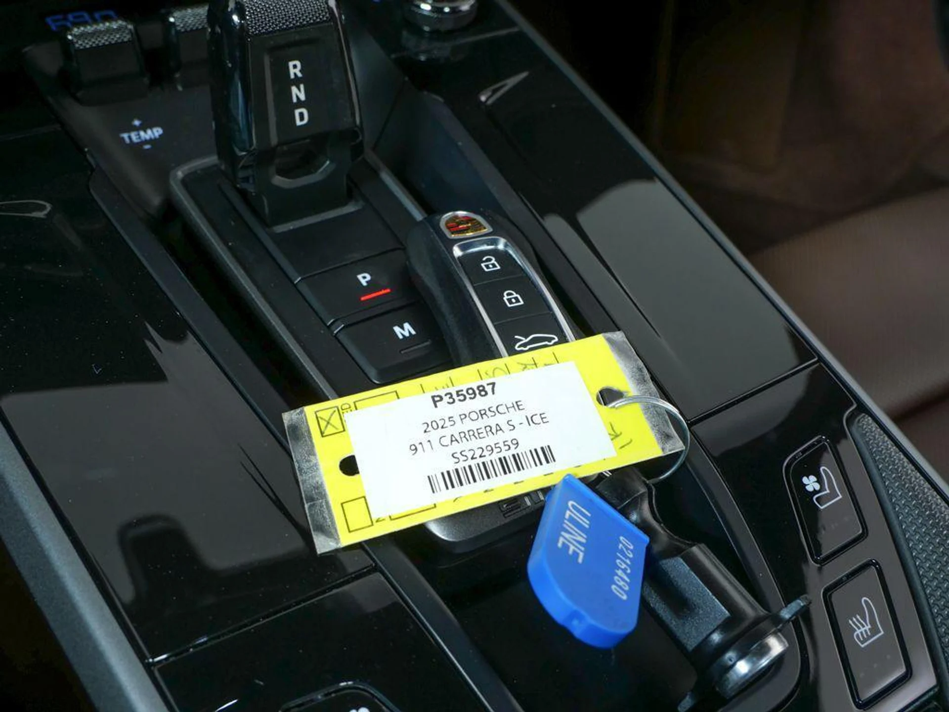 mph026_2938498256_d1wqa_QX_Mhhxa_N_Hs5oe_T_Wj_X_Lc_VPI_233111f410