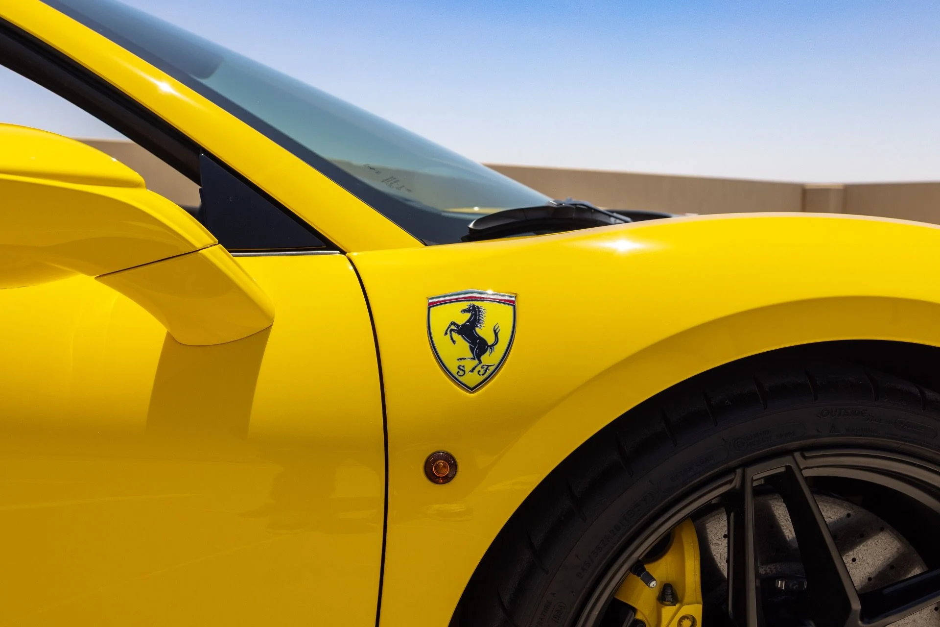 mph026_2948780163_Used_2020_Ferrari_488_Pista_Spider_1785218764_b2bff1e4d3