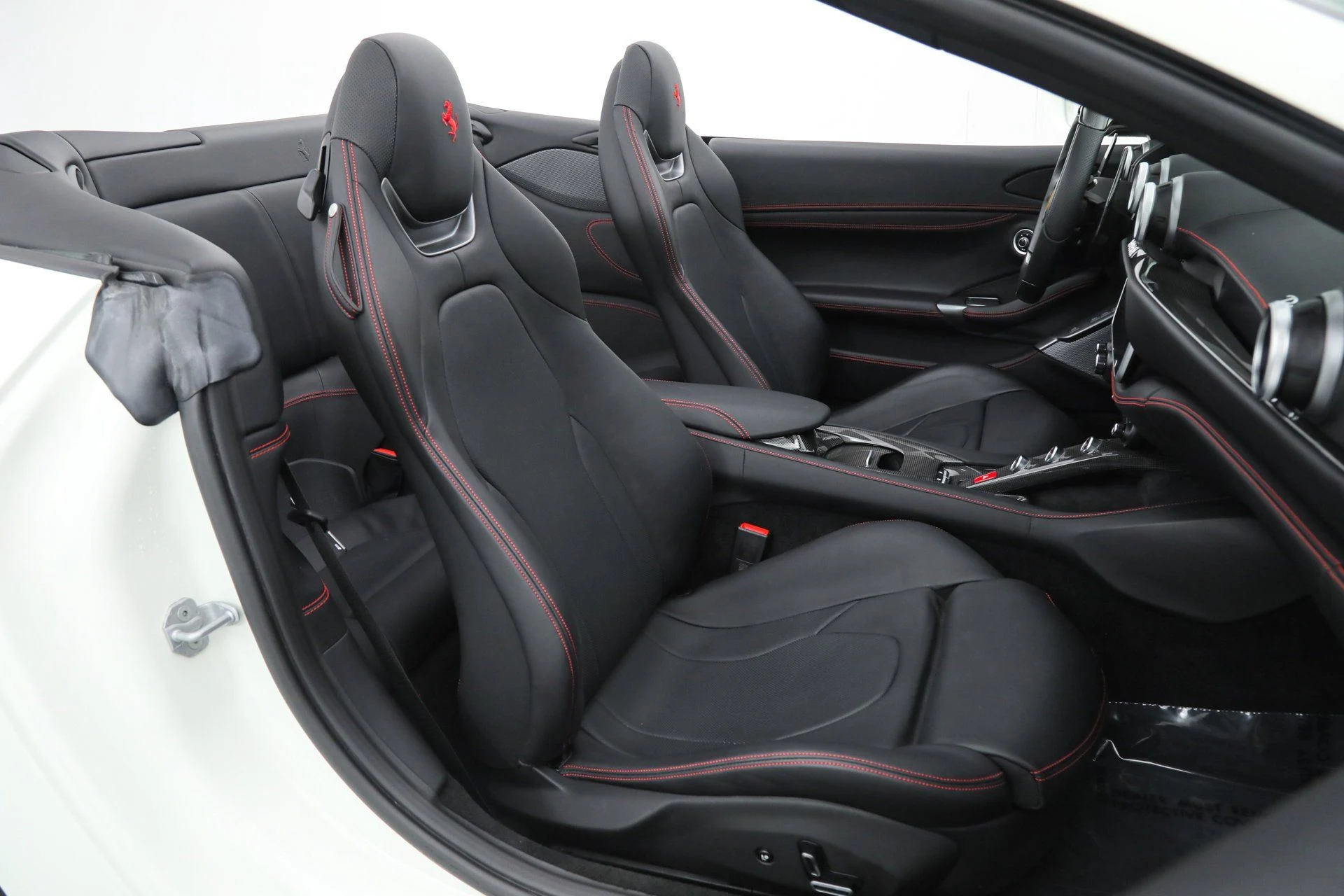 mph026_2952638363_688340c0a8c2652b179d0b79ab09eafd_b12b39f4d8