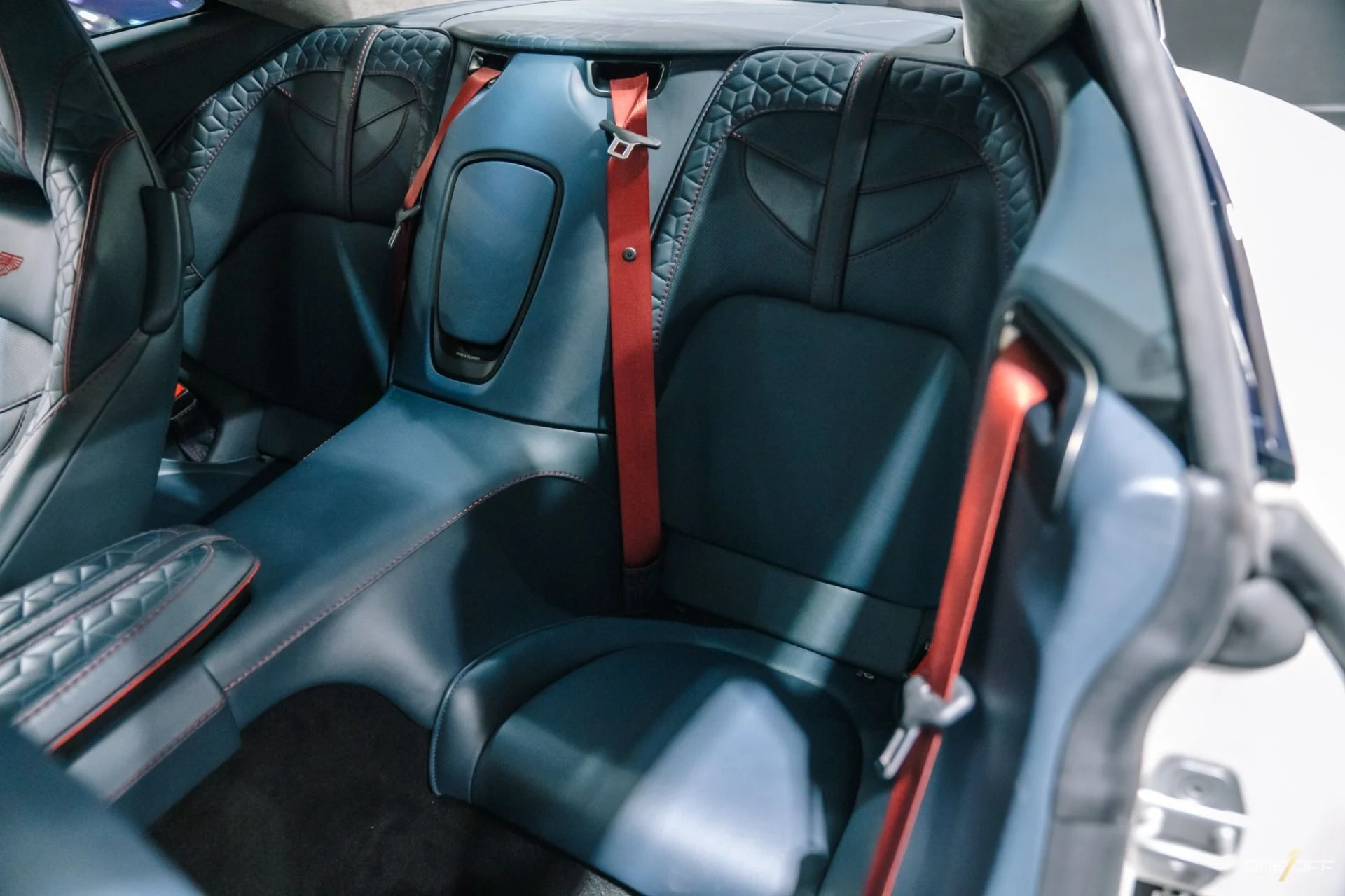 mph026_2954327491_Used_2019_Aston_Martin_DBS_Superleggera_Carbon_Everything_Forged_Emblems_1723673233_4d02736b61