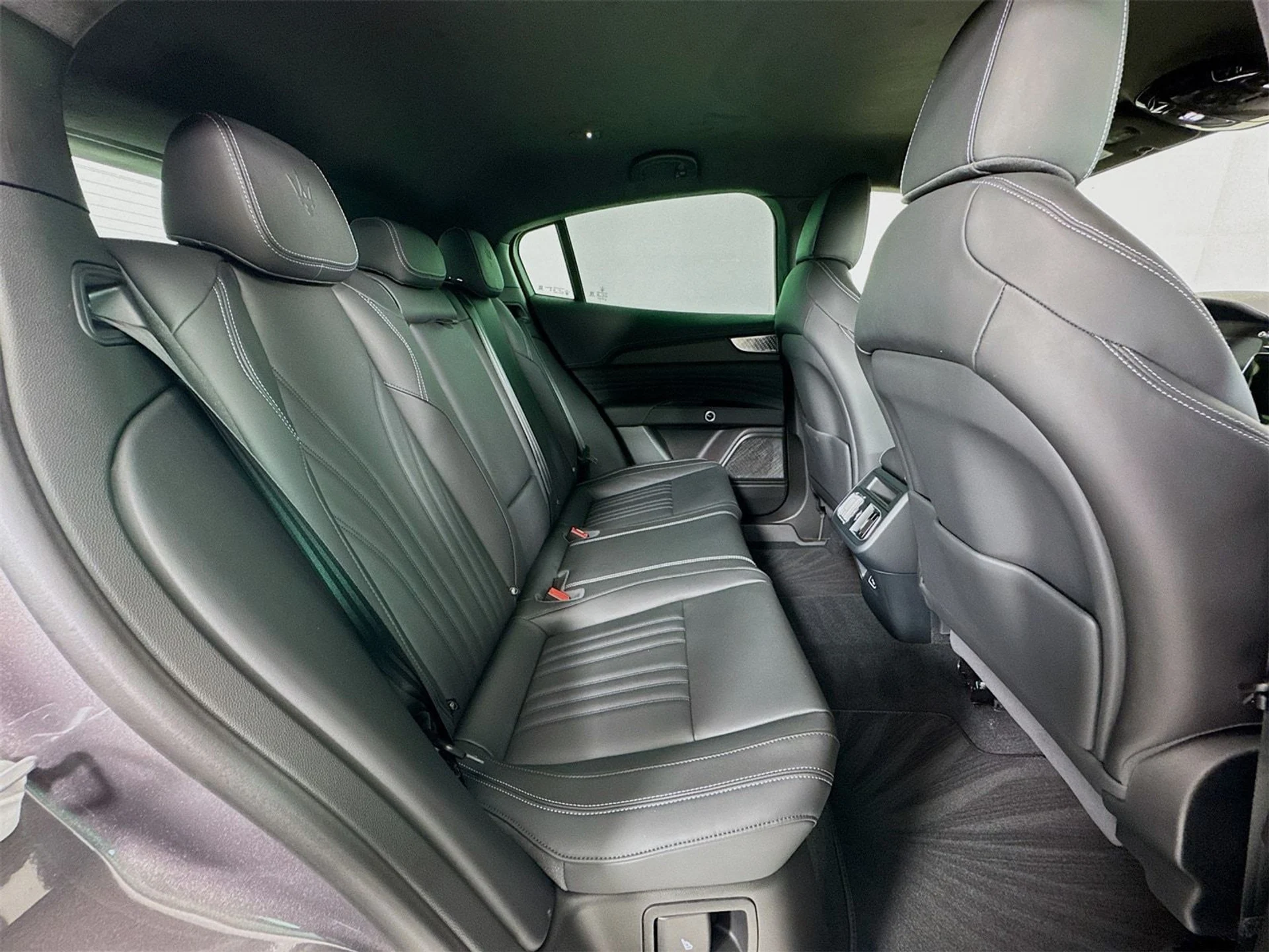 mph026_295761332_ac299ce3b05645a891461c184128e568x_737c79d73e