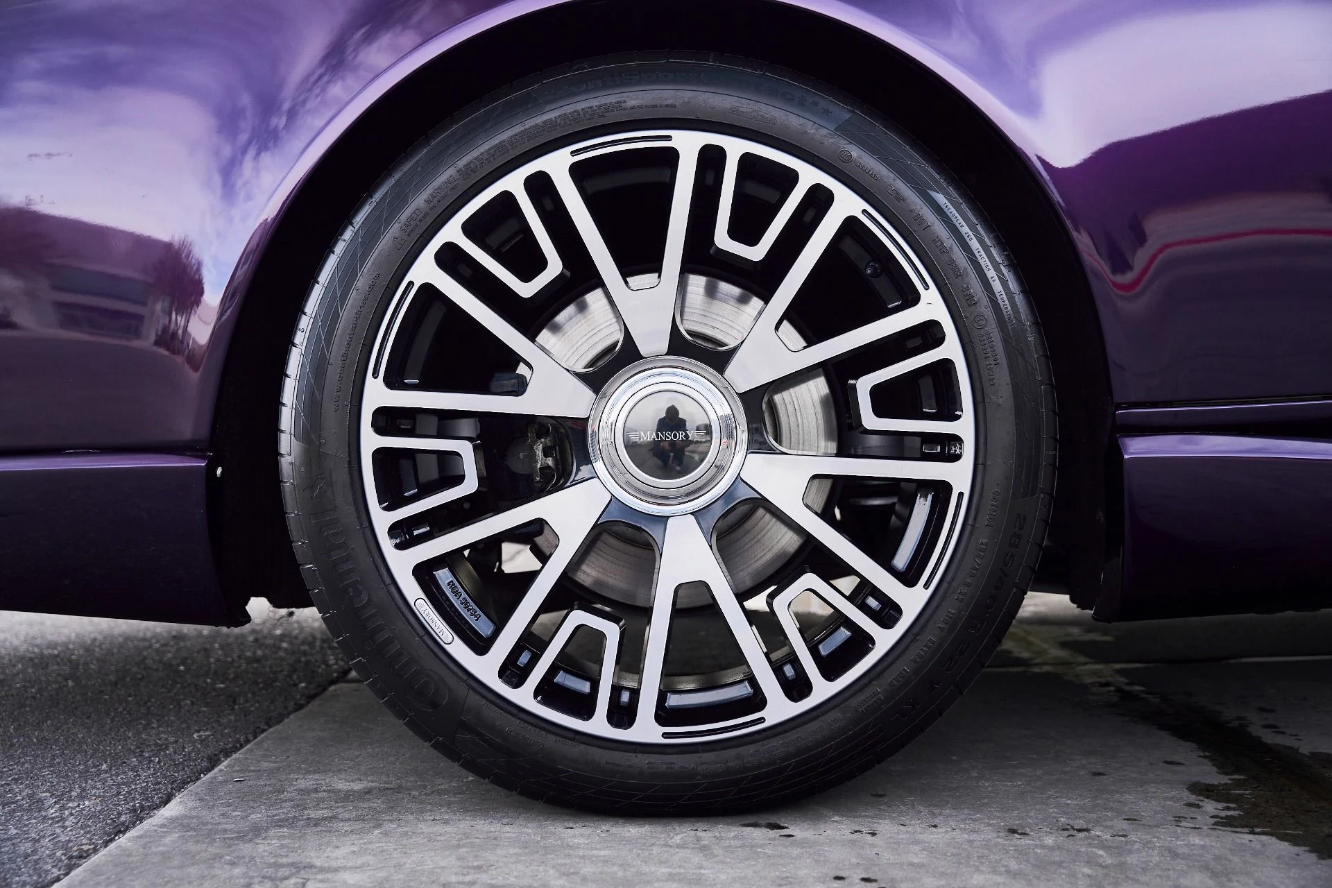 mph026_2958393989_Used_2008_Rolls_Royce_Phantom_Drophead_Coupe_Base_1769136007_532306bee3