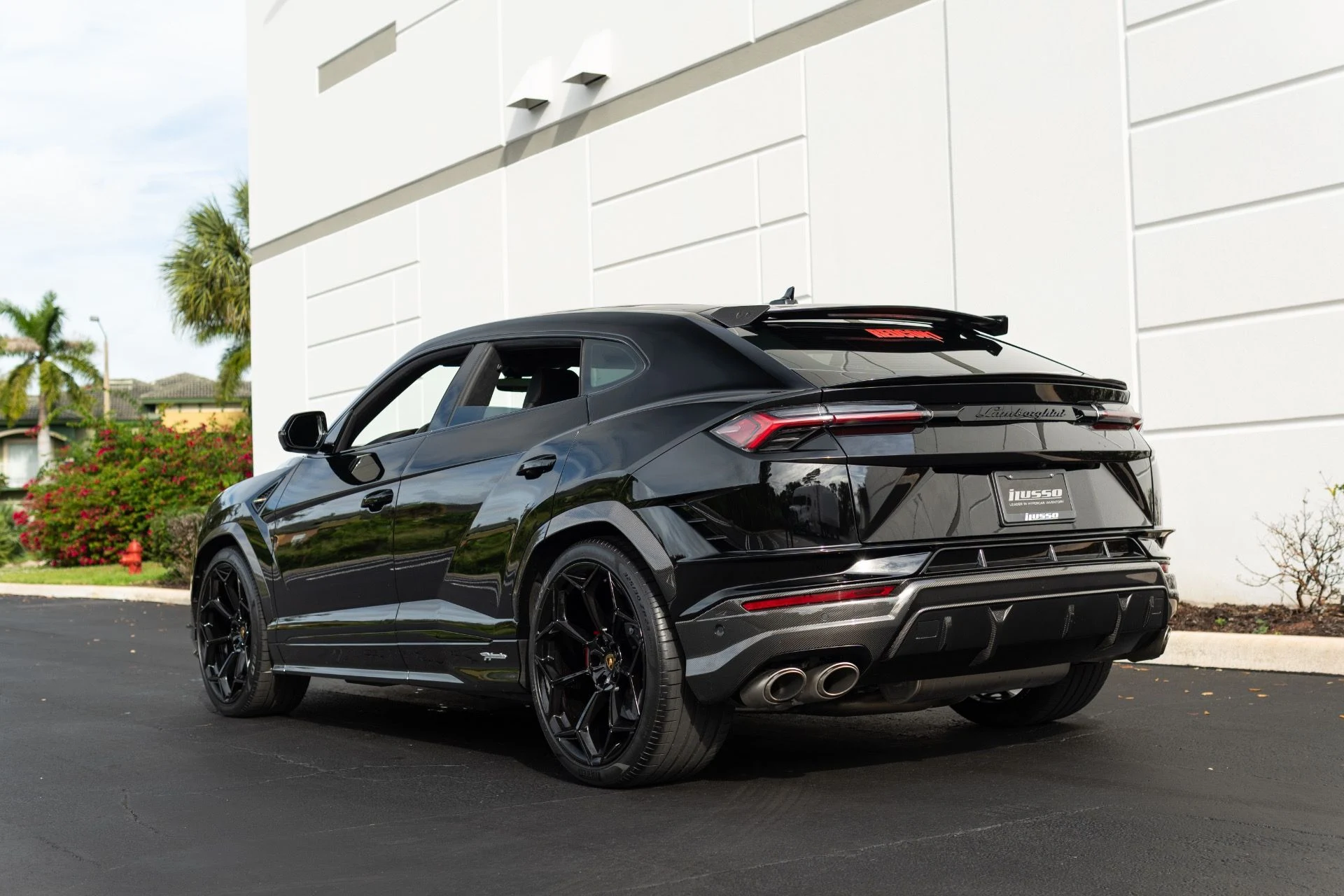 mph026_2963532860_Used_2024_Lamborghini_Urus_Performante_1766445778_e0af980c76