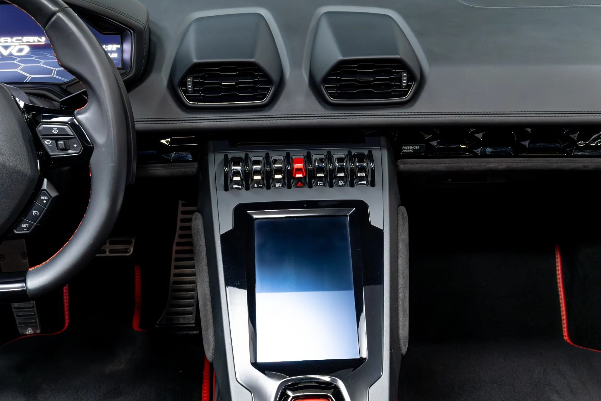 mph026_2966791866_Used_2020_Lamborghini_Huracan_EVO_1774302788_259a4a2bf4