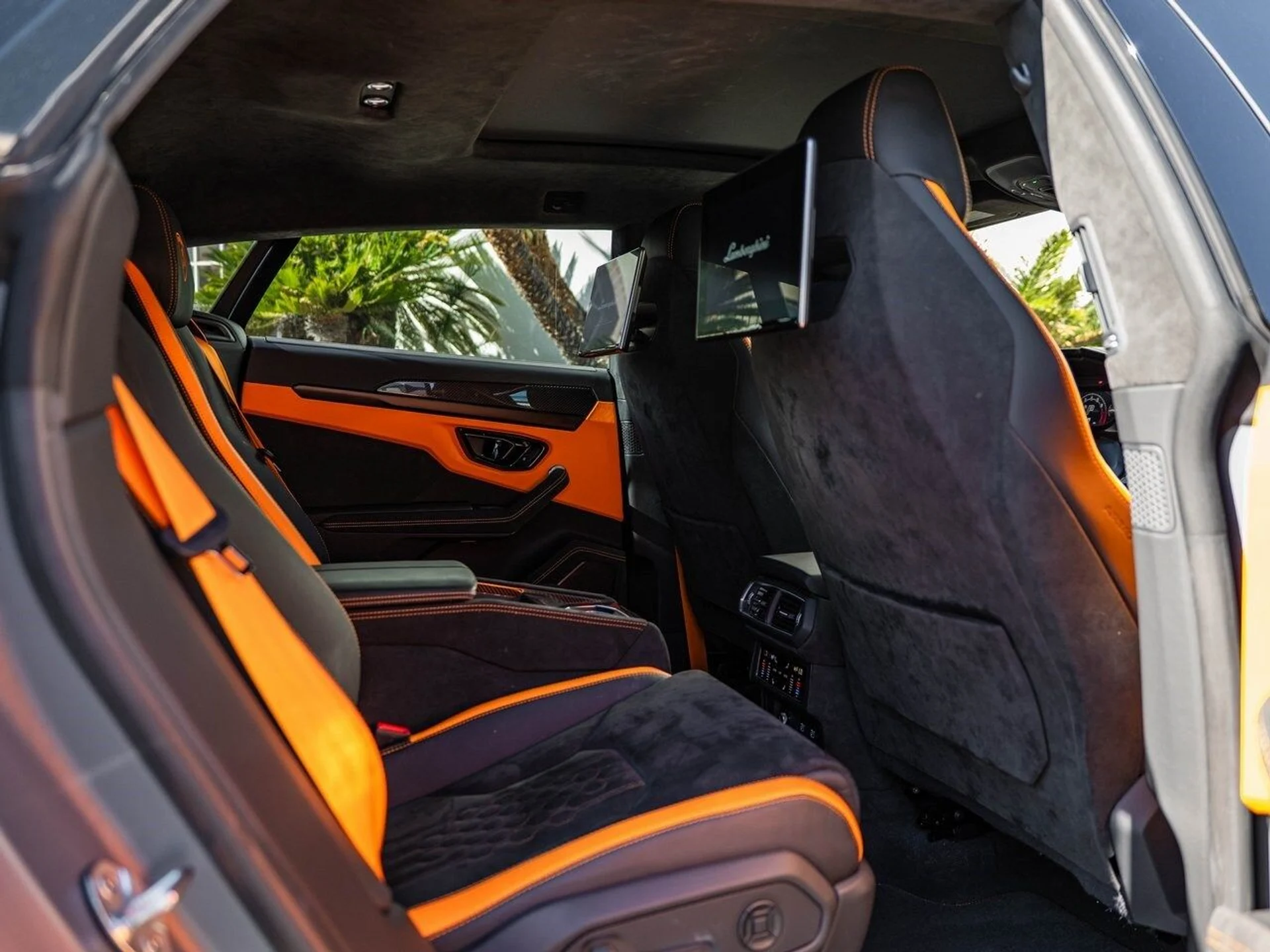 mph026_2979901270_3a49a89d22c7a66d33c9d6af9e92d35bx_2dc2d539c9