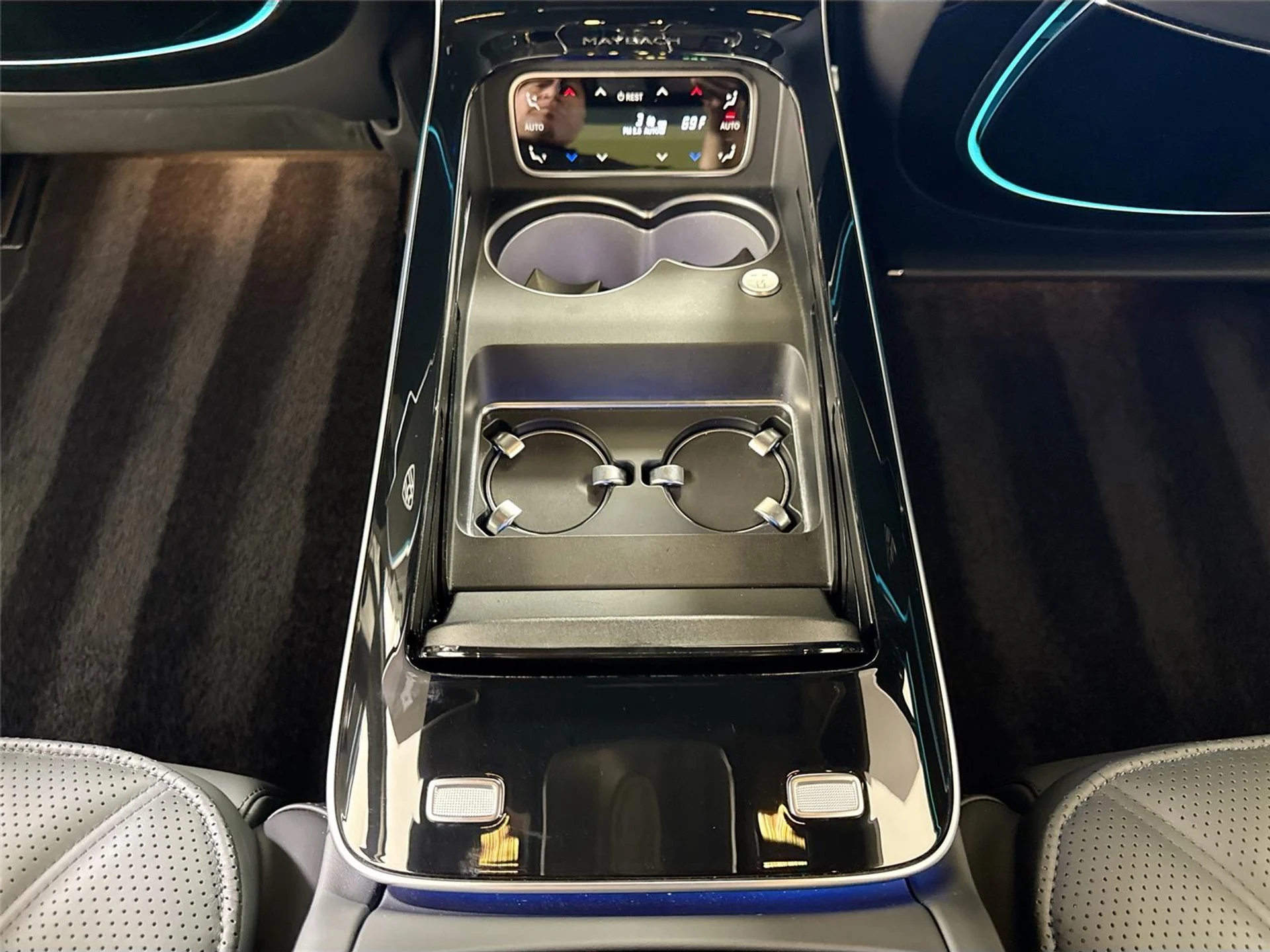 mph026_2980440959_729a646d4ef0830a35259511492e6054_d9b1819aee