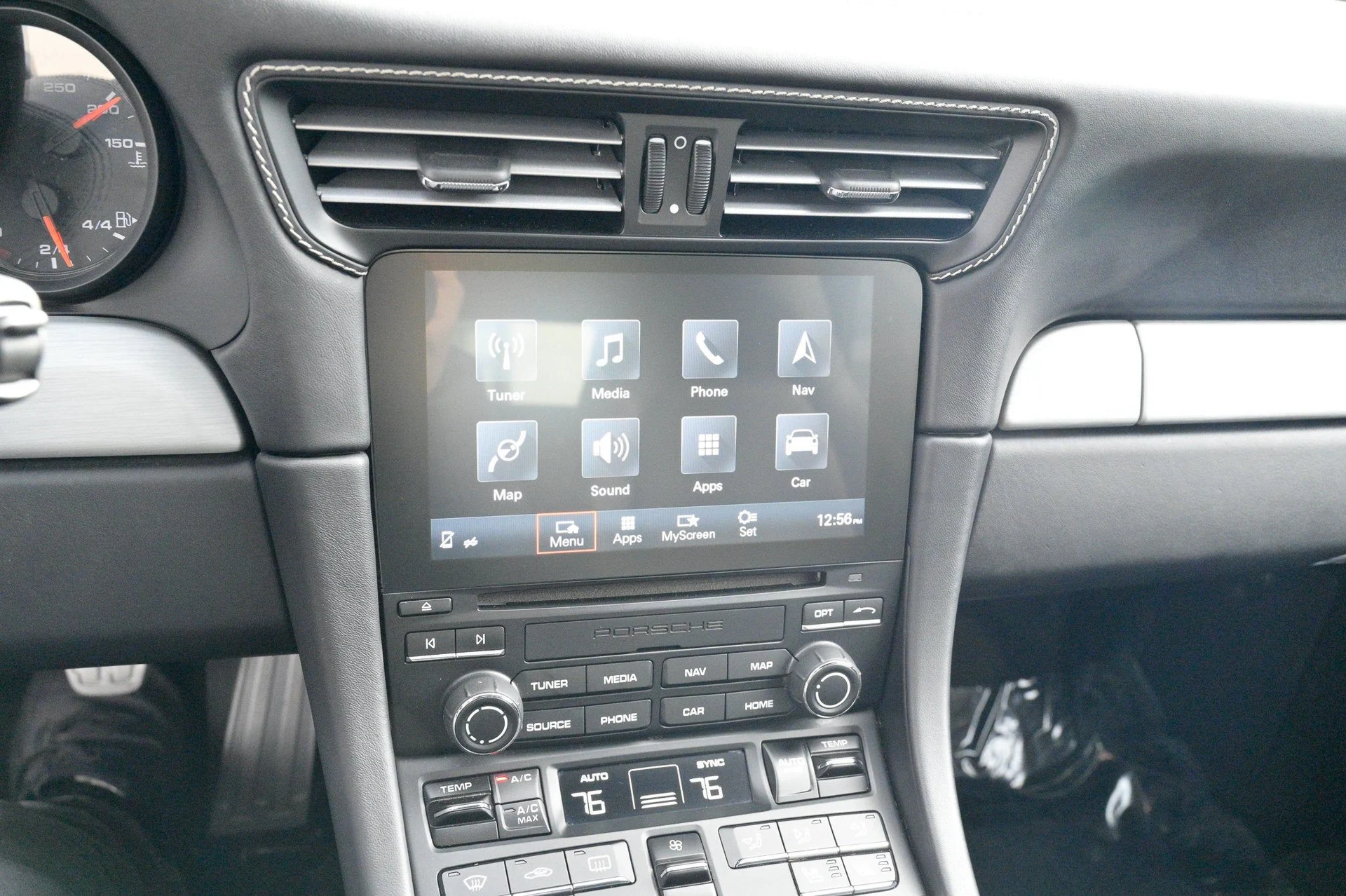 mph026_2981685034_eda33a418a1f414d9f25f7197ccf6eb0_90d1ad38ff