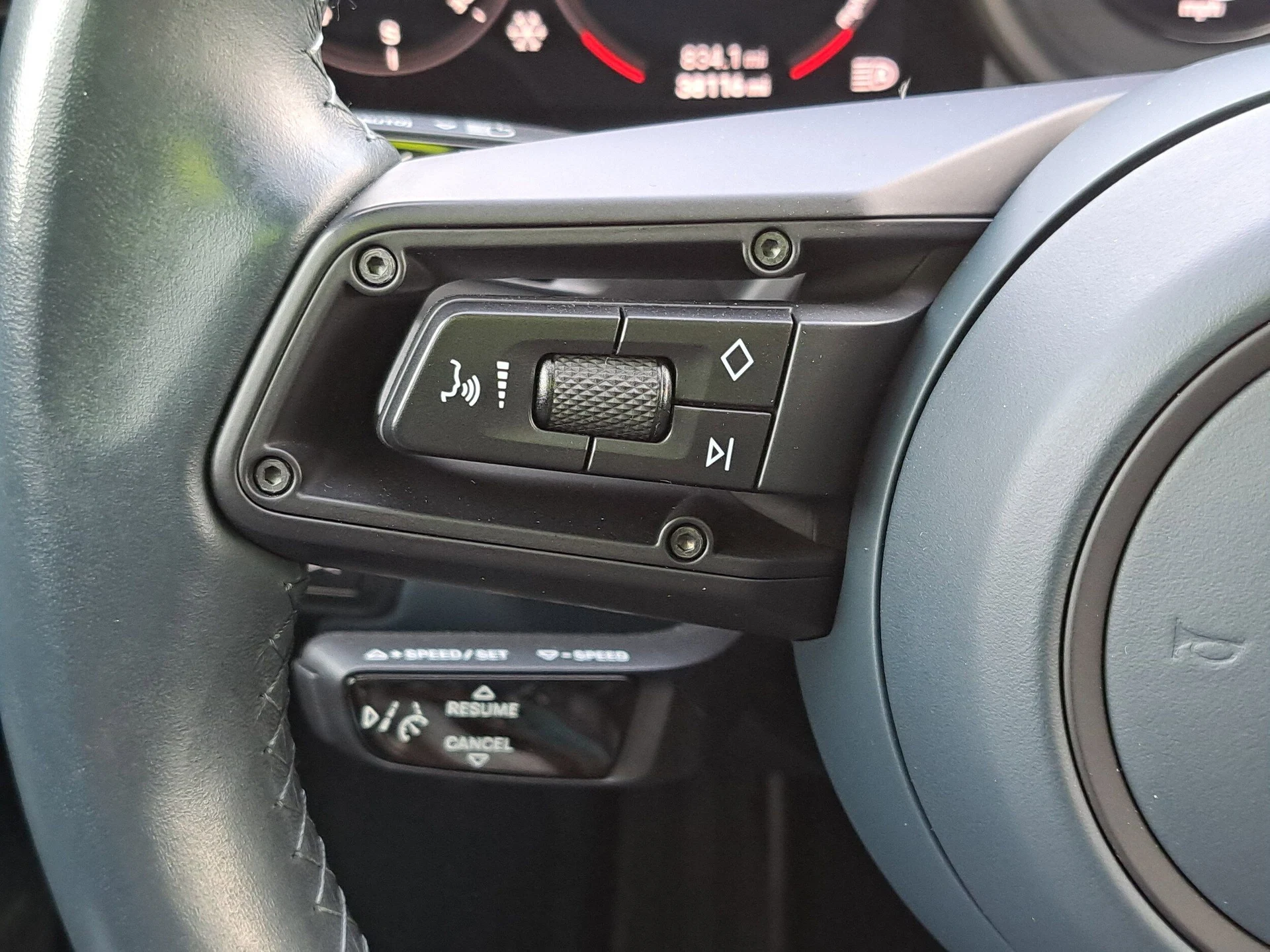 mph026_2983553470_c0dcc62e188647b4598024e265ad4076x_3d8bebb8b4