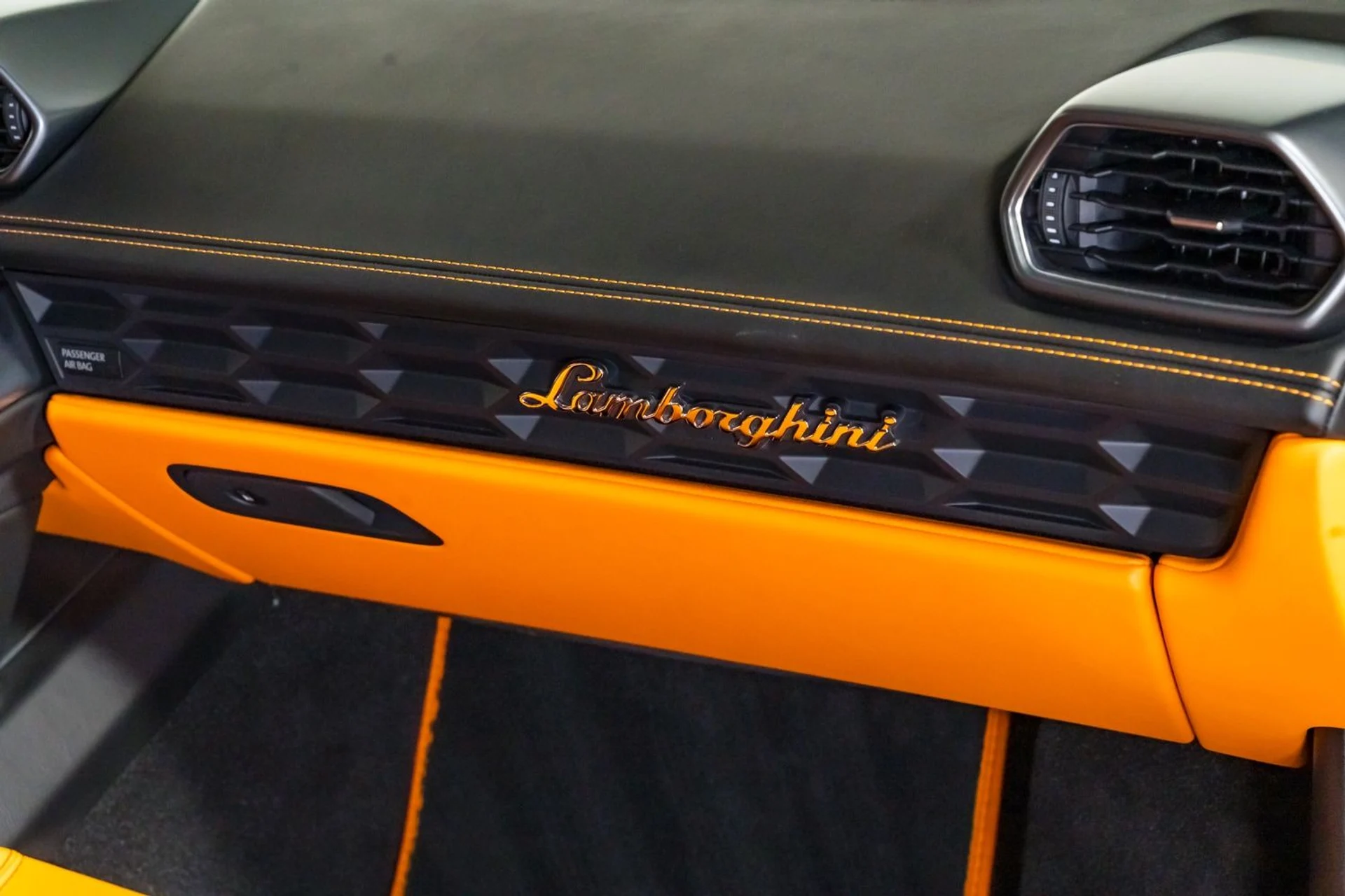 mph026_2988399398_77b6ab6002a647c8b1a4bc931a14b425_68097fdb4d