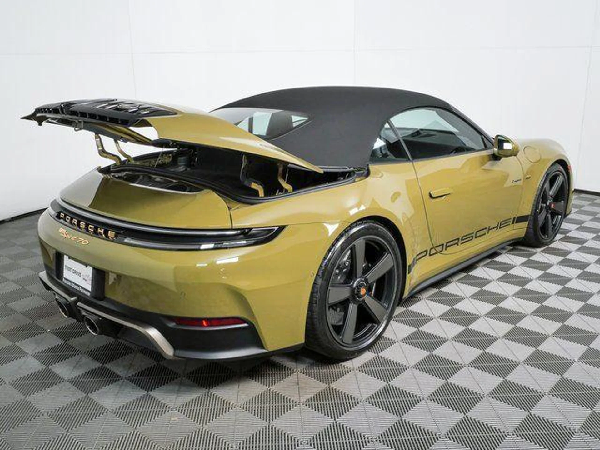 mph026_2997142443_bck_K5ui98bpfr_G6_Wfq_Ce_ZW_4k_YR_0_12aa1af291