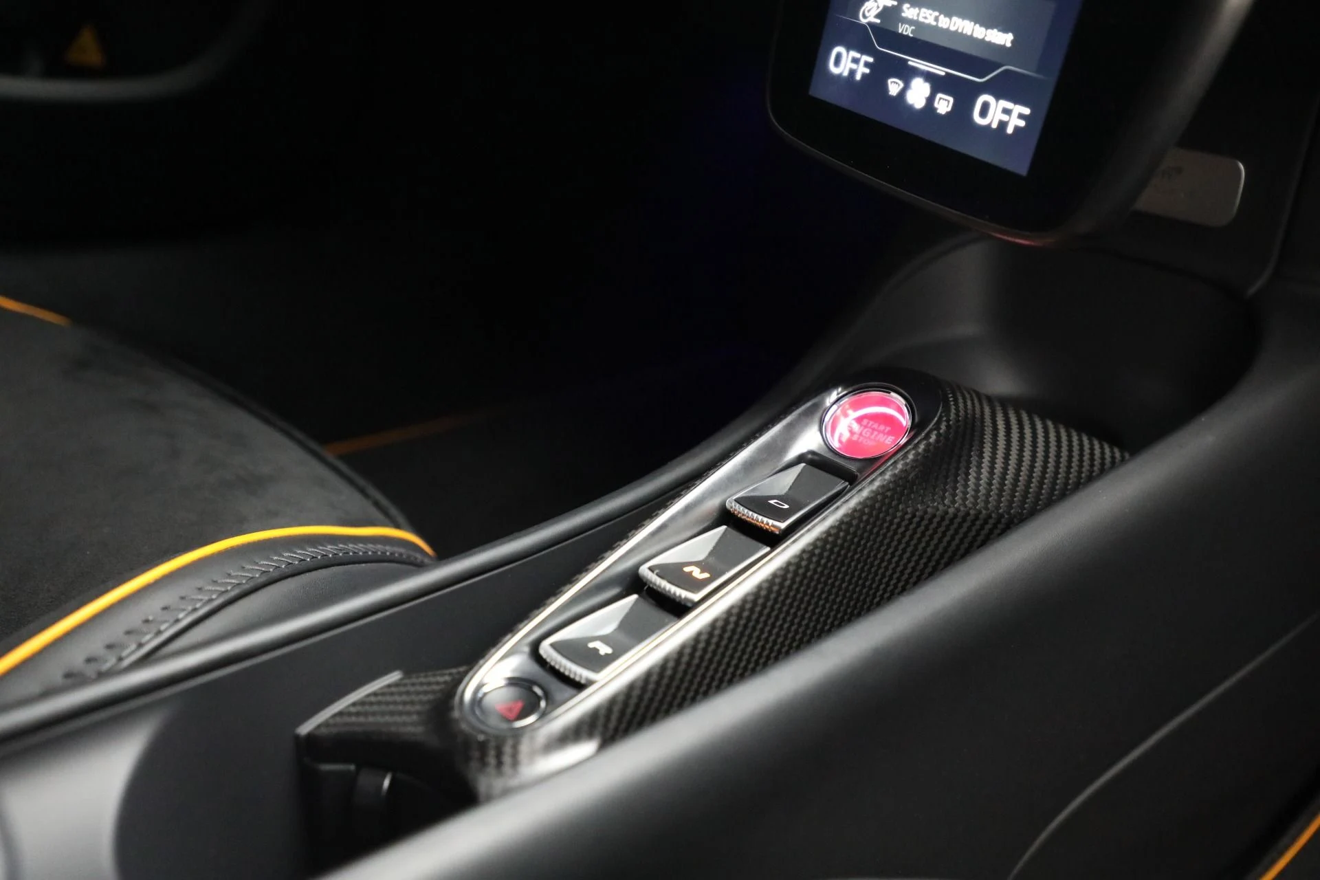 mph026_2997493679_Used_2024_Mc_Laren_Artura_Vision_15a6936453