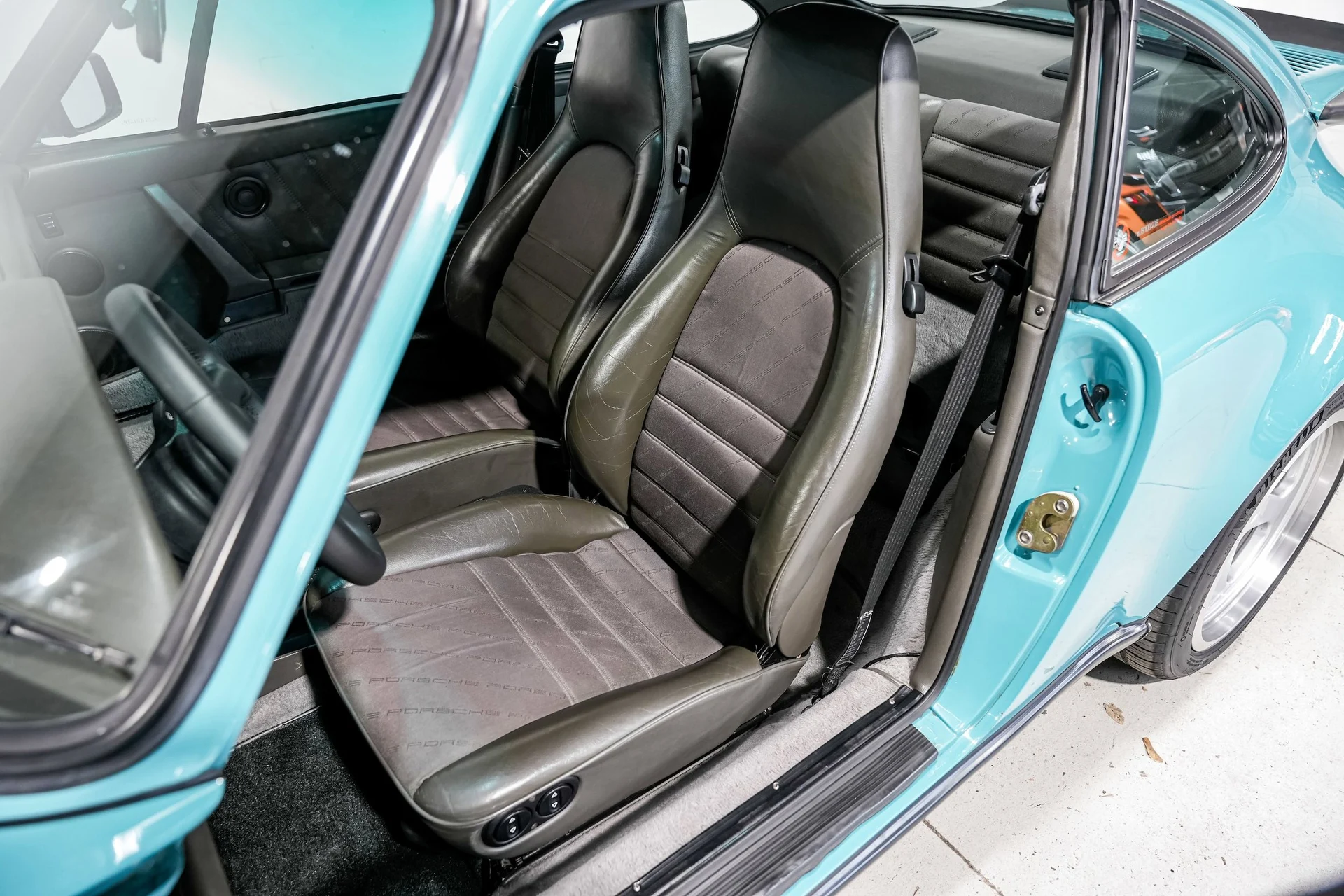 mph026_3018938849_c31e51586bb1b41ece6c8e6dd4ff6396x_748bb35d01