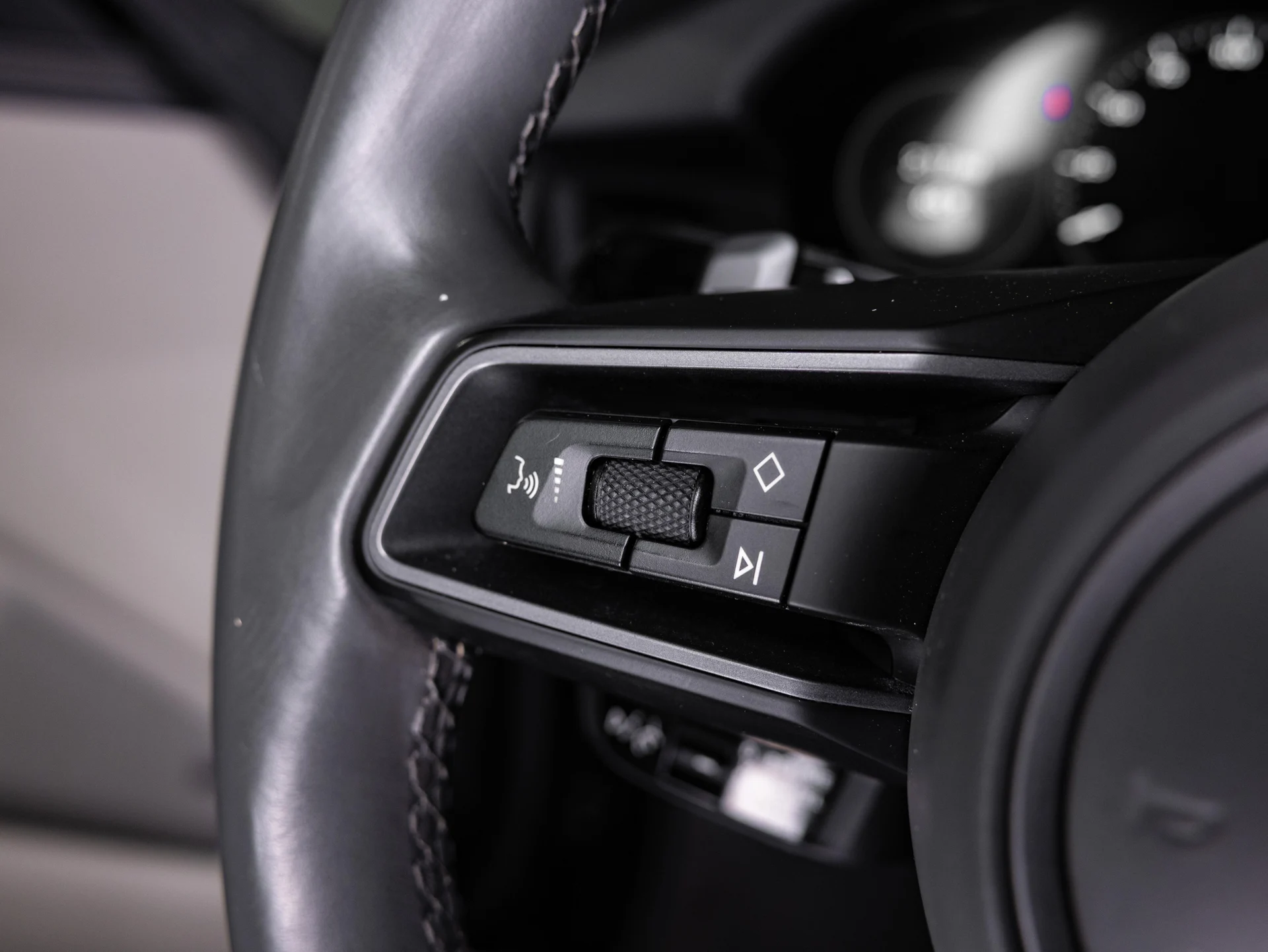 mph026_3020338972_2016e2ce82b0d1da9fdb5ff30d694e2c_5fa02da4f7