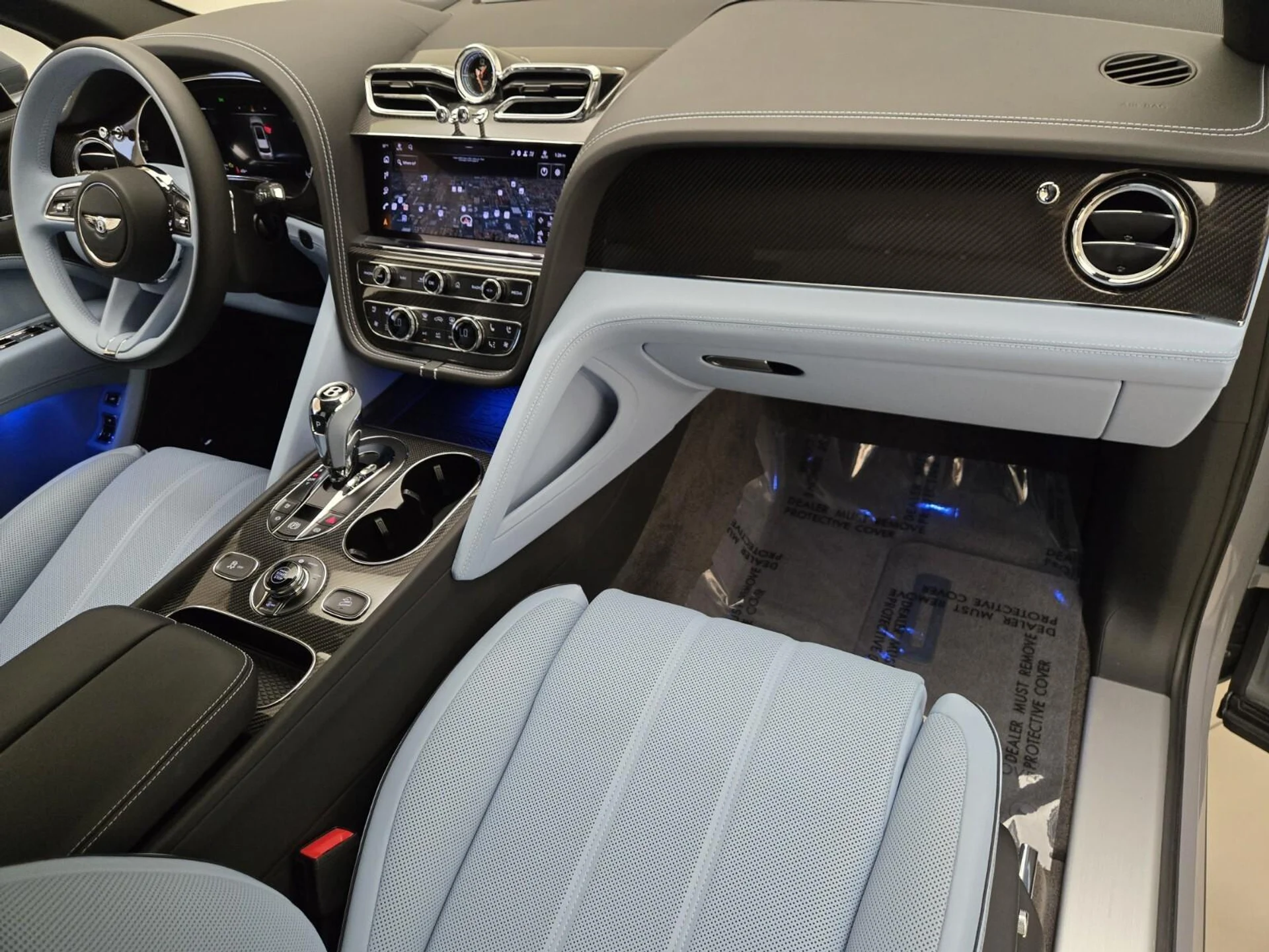 mph026_3022779707_Used_2025_Bentley_Bentayga_V8_1755588431_64c3ceadf5